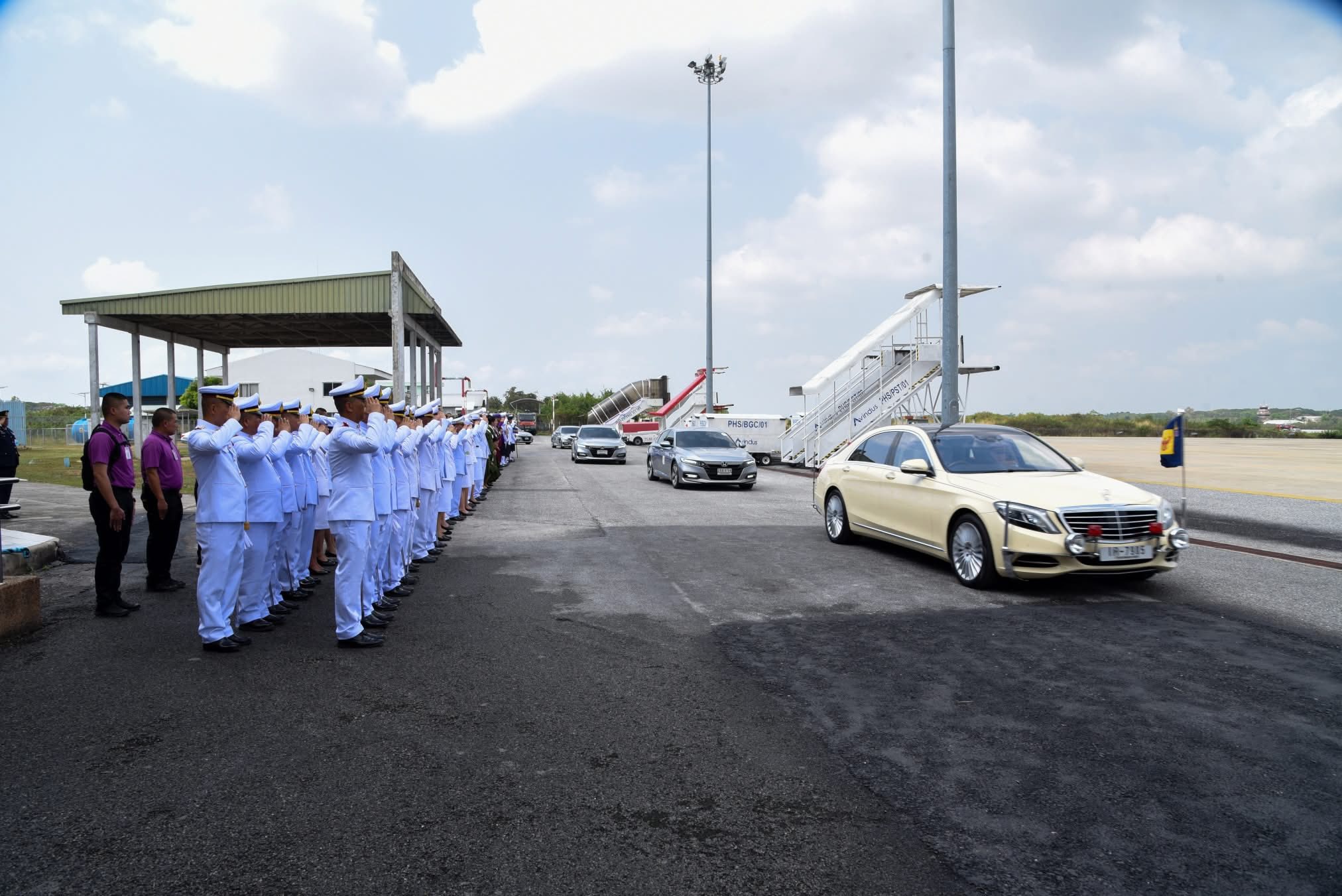 ส.ป.ก.พิษณุโลกร่วมรับและส่งเสด็จ สมเด็จพระกนิษฐาธิราชเจ้า กรมสมเด็จพระเทพรัตนราชสุดาฯ สยามบรมราชกุมารี เสด็จพระราชดำเนินทรงปฏิบัติพระราชกรณียกิจในจังหวัดพิษณุโลก