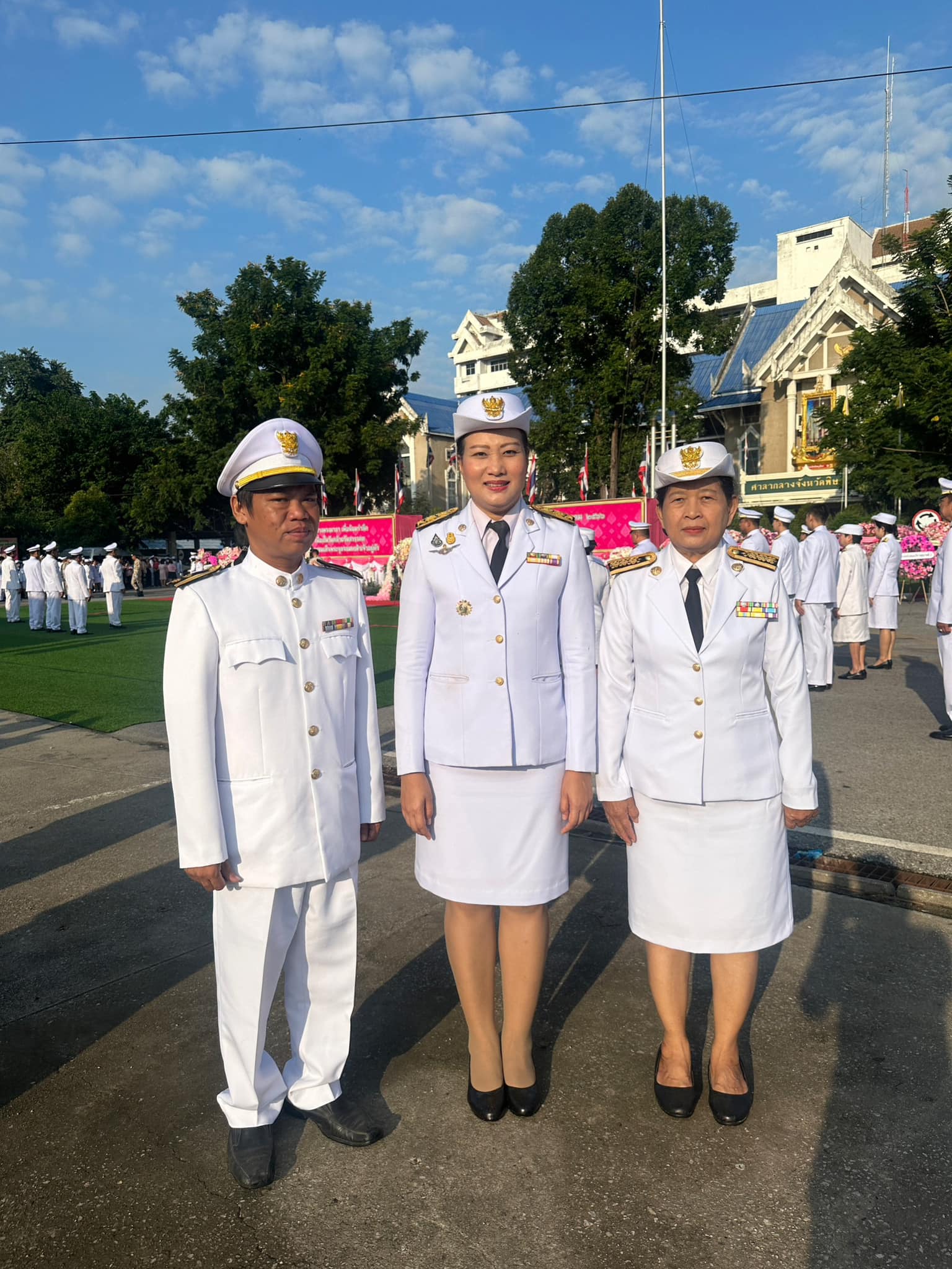 ส.ป.ก.พิษณุโลก ร่วมพิธีวางพวงมาลาเบื้องหน้าพระบรมราชานุสาวรีย์พระบาทสมเด็จพระจุลจอมเกล้าเจ้าอยู่หัว (รัชกาลที่ 5) เนื่องในวันปิยมหาราช ประจำปี พ.ศ. 2566