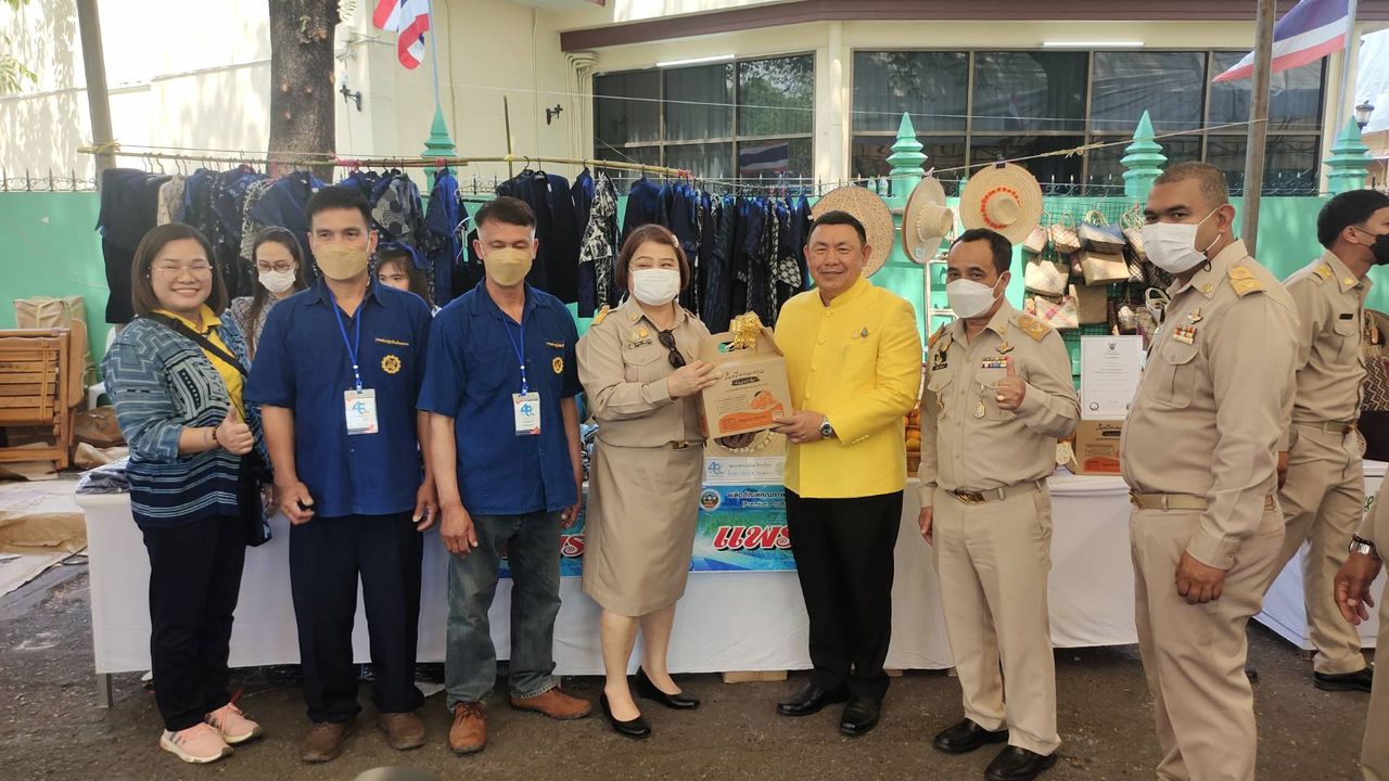 ส.ป.ก.แพร่ ร่วมงานวันคล้ายวันสถาปนา  48 ปี ส.ป.ก. และออกร้านจำหน่ายสินค้าคุณภาพ 