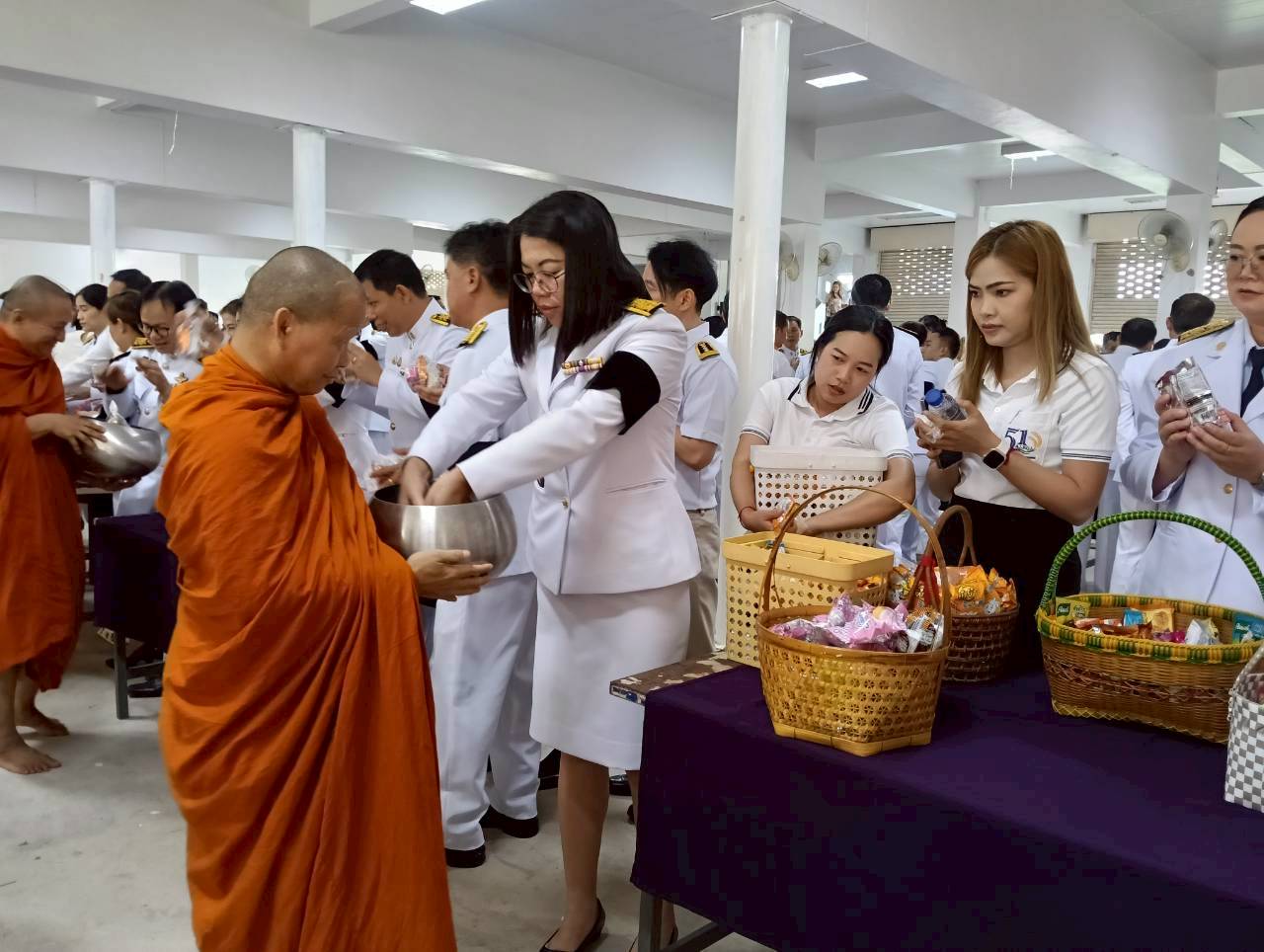 title - ส.ป.ก. แพร่เข้างานเฉลิมพระเกียรติ เนื่องในวันคล้ายวันเฉลิมพระชนมพรรษา 4 รอบ สมเด็จพระนางเจ้าฯ พระบรมราชินี 3 มิถุนายน