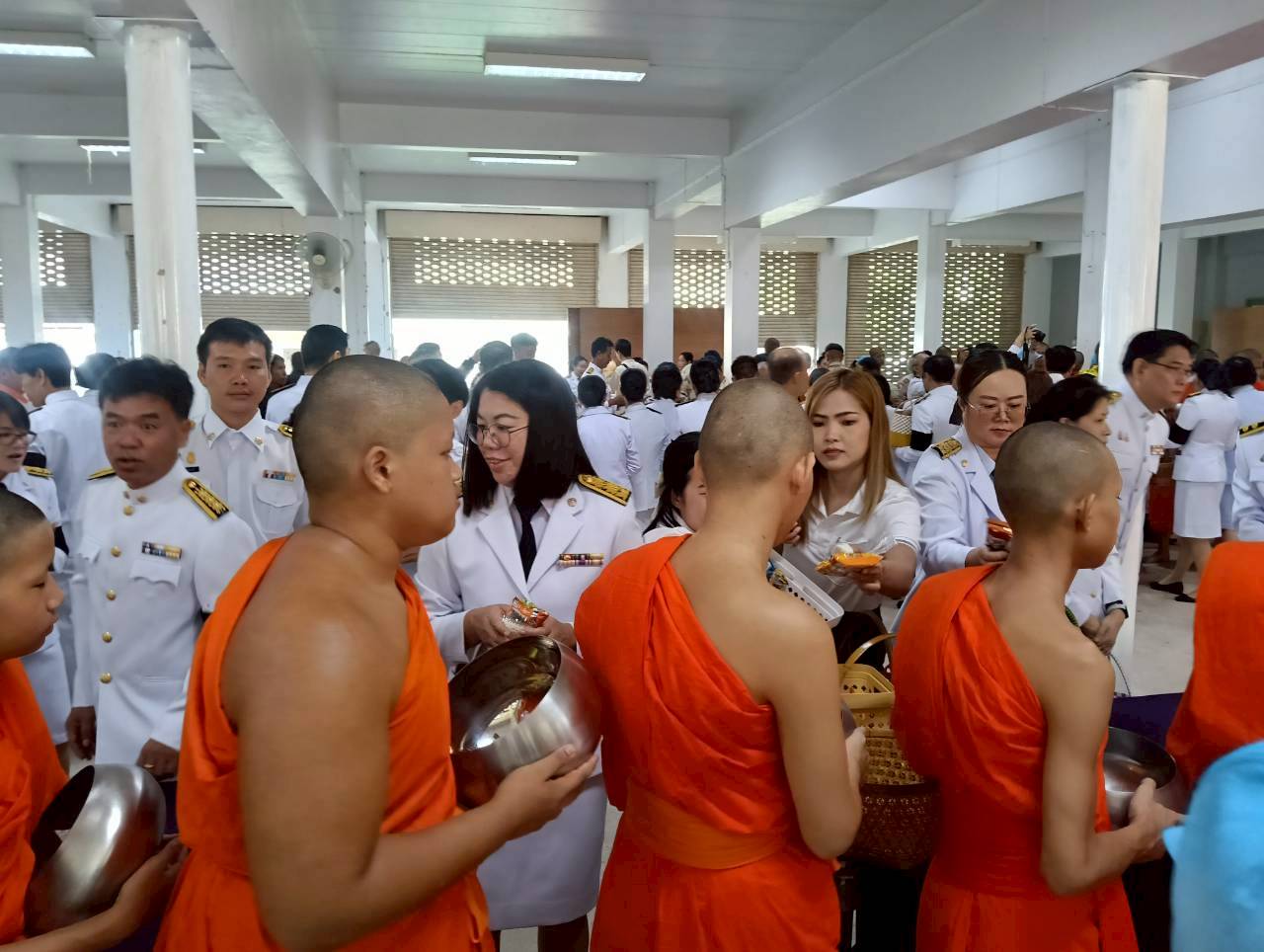 title - ส.ป.ก. แพร่เข้างานเฉลิมพระเกียรติ เนื่องในวันคล้ายวันเฉลิมพระชนมพรรษา 4 รอบ สมเด็จพระนางเจ้าฯ พระบรมราชินี 3 มิถุนายน