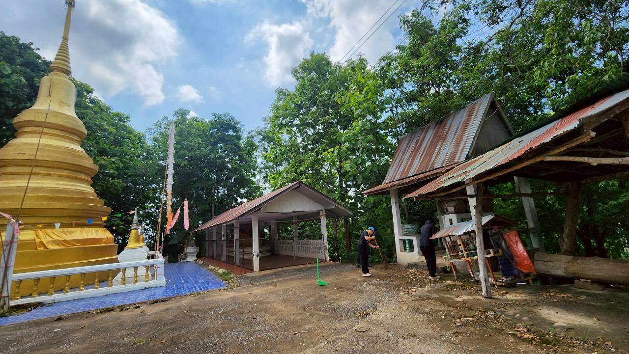 title - ส.ป.ก. แพร่เข้าร่วมจิตอาสาพัฒนา เนื่องในวันคล้ายวันเฉลิมพระชนมพรรษา สมเด็จพระนางเจ้าฯ พระบรมราชินี