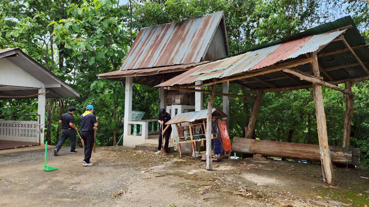 title - ส.ป.ก. แพร่เข้าร่วมจิตอาสาพัฒนา เนื่องในวันคล้ายวันเฉลิมพระชนมพรรษา สมเด็จพระนางเจ้าฯ พระบรมราชินี