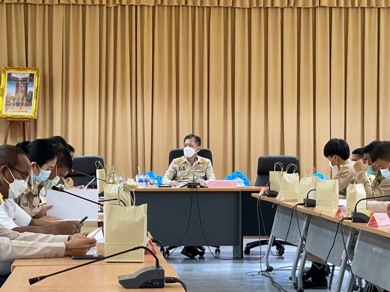 สำนักงานการปฏิรูปที่ดินจังหวัดประจวบคีรีขันธ์ ได้ดำเนินการจัดการประชุมคณะกรรมการปฏิรูปที่ดินจังหวัด (คปจ.) ครั้งที่ 2/2565 ณ ห้องประชุมเกาะหลัก ศาลากลางจังหวัดประจวบคีรีขันธ์