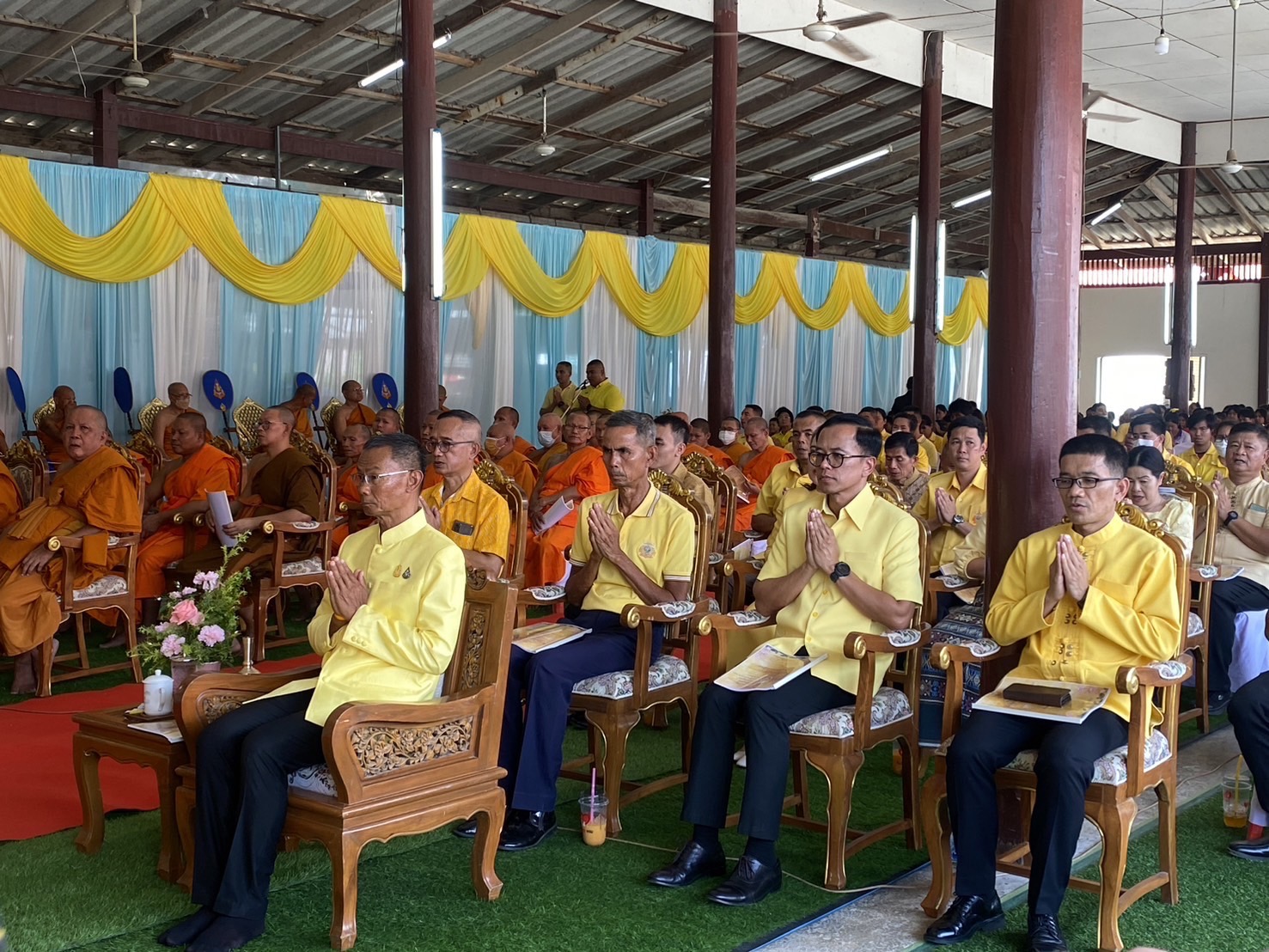 ส.ป.ก.ประจวบคีรีขันธ์เข้าร่วมพิธีเจริญพระพุทธมนต์ถวายพระพรชัยมงคล แด่พระบาทสมเด็จพระเจ้าอยู่หัว เนื่องในโอกาส วันเฉลิมพระชนมพรรษา 6 รอบ ในวันที่ 28 กรกฎาคม 2567 ประจำเดือนพฤษภาคม
