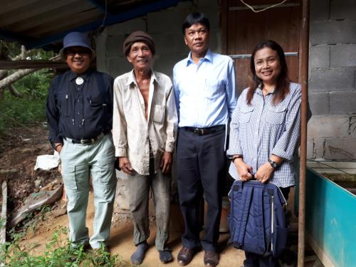 ส.ป.ก.ประจวบคีรีขันธ์ เยี่ยมเยียนเกษตรกรที่เข้าร่วมโครงการ 5 ประสาน สืบสานเกษตรทฤษฎีใหม่ ถวายในหลวง