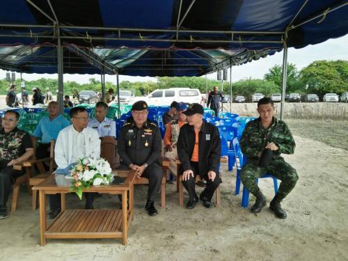 ส.ป.ก.ประจวบคีรีขันธ์ ร่วมกิจกรรมพลิกฟื้นคืนป่าชายเลนสู่ธรรมชาติ