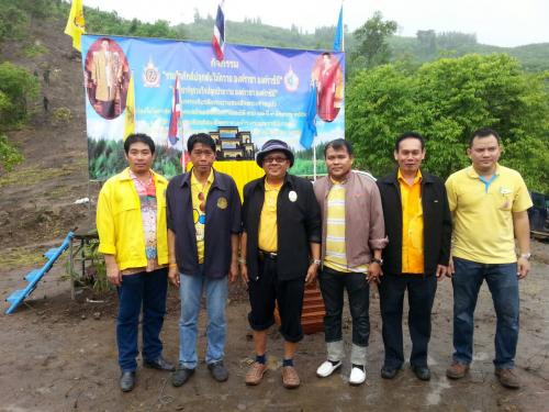 ส.ป.ก.ประจวบคีรีขันธ์ ร่วมกิจกรรมปลูกป่าเฉลิมพระเกียรติ