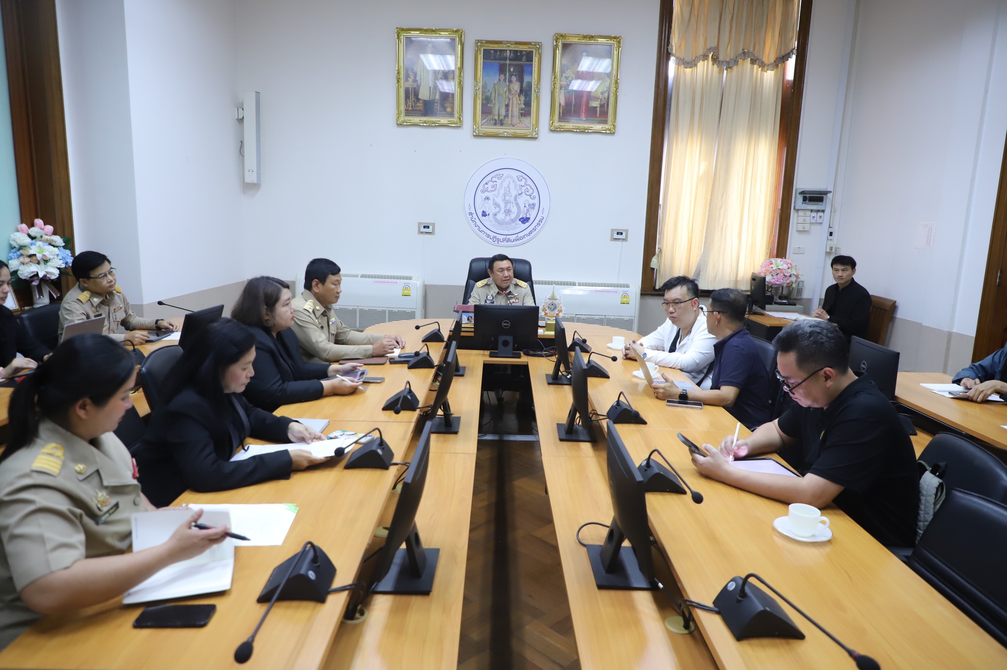 title - ศทส. ประชุมหารือเรื่อง การยกระดับประสิทธิภาพการสำรวจทรัพยากรต้นไม้ และยางพารา เพื่อรองรับโฉนดต้นไม้และคาร์บอนเครดิต ด้วยเทคโนโลยีการสำรวจระยะไกลแบบผสมผสาน (Integrated Remote Sensing: LiDAR & Satellite)