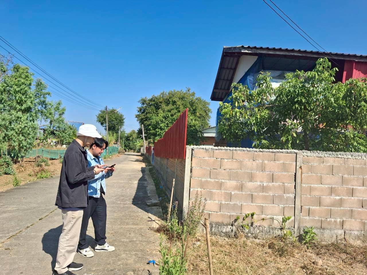 title - ศทส. ลงพื้นที่จัดทำฐานข้อมูลเชิงพื้นที่การใช้ประโยชน์อาคาร และสิ่งปลูกสร้างในเขตปฏิรูปที่ดิน จัดเก็บข้อมูลภาคสนามผ่าน Application Fieldmap และประชาสัมพันธ์การใช้งานระบบ GIS Portal จังหวัดตาก