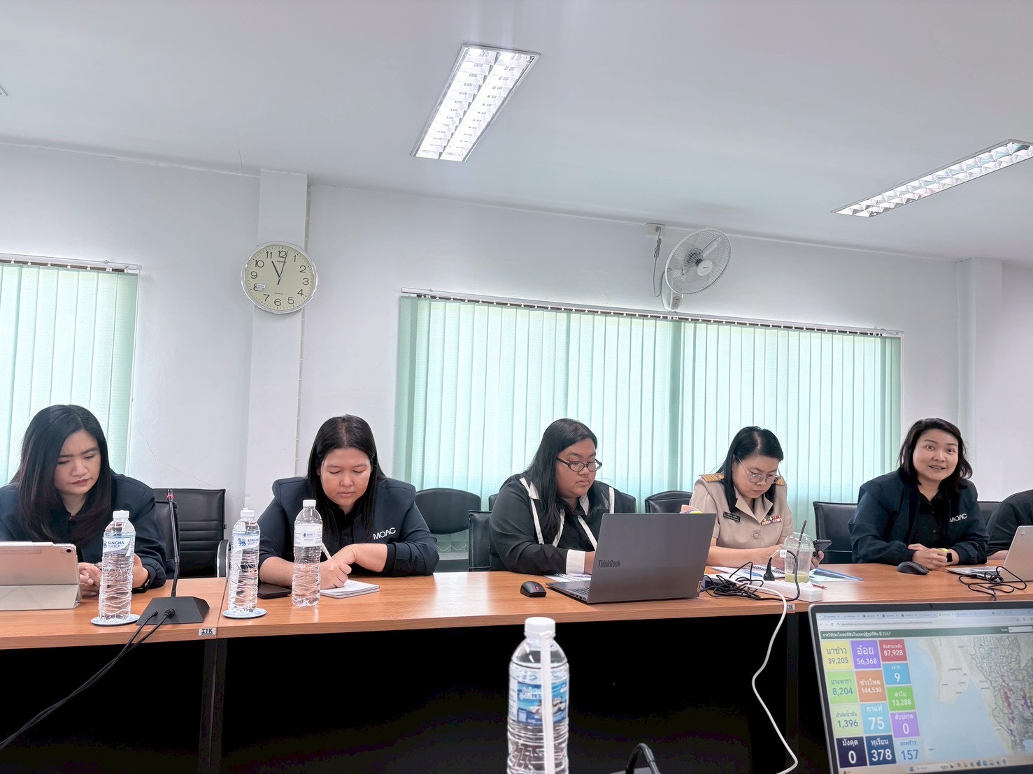 title - ศทส. ลงพื้นที่จัดทำฐานข้อมูลเชิงพื้นที่การใช้ประโยชน์อาคาร และสิ่งปลูกสร้างในเขตปฏิรูปที่ดิน จัดเก็บข้อมูลภาคสนามผ่าน Application Fieldmap และประชาสัมพันธ์การใช้งานระบบ GIS Portal จังหวัดตาก