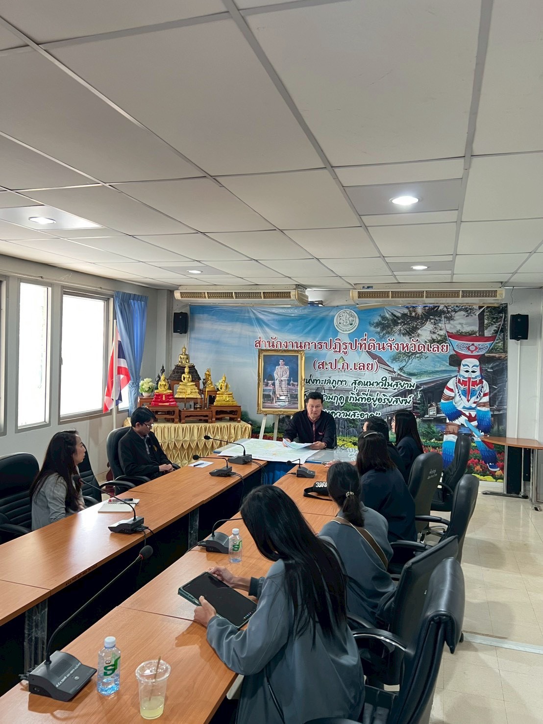 title - ศทส. ลงพื้นที่จัดทำฐานข้อมูลเชิงพื้นที่การใช้ประโยชน์อาคาร และสิ่งปลูกสร้างในเขตปฏิรูปที่ดิน จัดเก็บข้อมูลภาคสนามผ่าน Application Fieldmap และประชาสัมพันธ์การใช้งานระบบ GIS Portal ณ จังหวัดเลย 