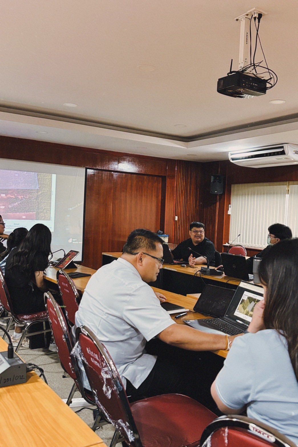 title - ศทส. ลงตรวจสอบพื้นที่เป้าหมาย จังหวัดกาฬสินธุ์ จังหวัดนครพนม จังหวัดมหาสารคาม และจังหวัดมุกดาหาร เพื่อจัดทำแผนที่เชิงเลข (Digital Map) สำหรับการจัดทำฐานข้อมูลแปลงที่ดินในรูปแบบ Shapefile 