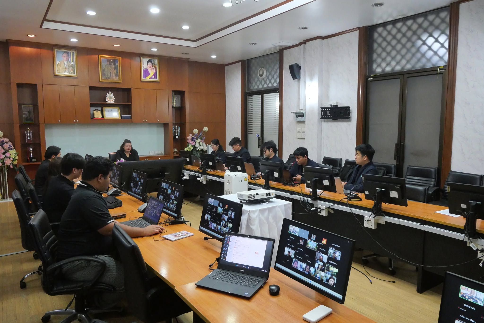 title - ศทส. จัดฝึกอบรมเชิงปฏิบัติการ “การใช้งานซอฟต์แวร์ GDCC Space Plus” สำหรับเจ้าหน้าที่ส่วนกลาง ณ ห้องประชุม สุทธิพร จีระพันธุ ส.ป.ก. ราชดำเนินนอก เขตพระนคร กรุงเทพฯ และผ่านระบบประชุมทางไกลออนไลน์ Application Zoom 