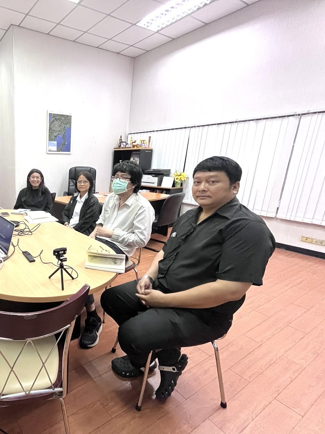 title - ศทส. ร่วมประชุมบันทึกข้อตกลงว่าด้วยการแลกเปลี่ยนข้อมูลเกษตรกร รูปแปลงที่ดิน และข้อมูลผู้เสียภาษีที่ดินและสิ่งปลูกสร้าง ระหว่างสำนักงานการปฏิรูปที่ดินเพื่อเกษตรกรรมกับกรมส่งเสริมการปกครองท้องถิ่น