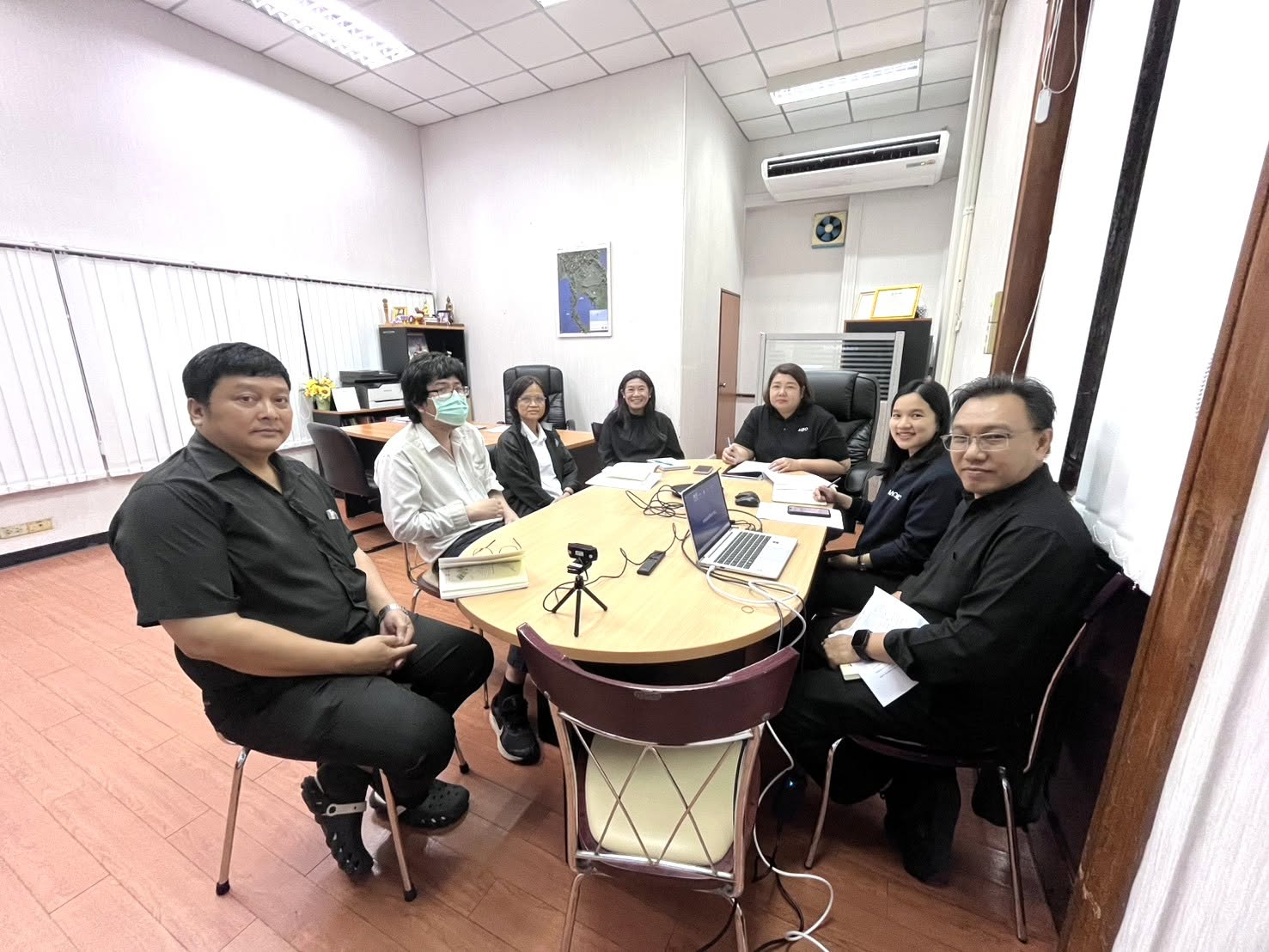 title - ศทส. ร่วมประชุมบันทึกข้อตกลงว่าด้วยการแลกเปลี่ยนข้อมูลเกษตรกร รูปแปลงที่ดิน และข้อมูลผู้เสียภาษีที่ดินและสิ่งปลูกสร้าง ระหว่างสำนักงานการปฏิรูปที่ดินเพื่อเกษตรกรรมกับกรมส่งเสริมการปกครองท้องถิ่น