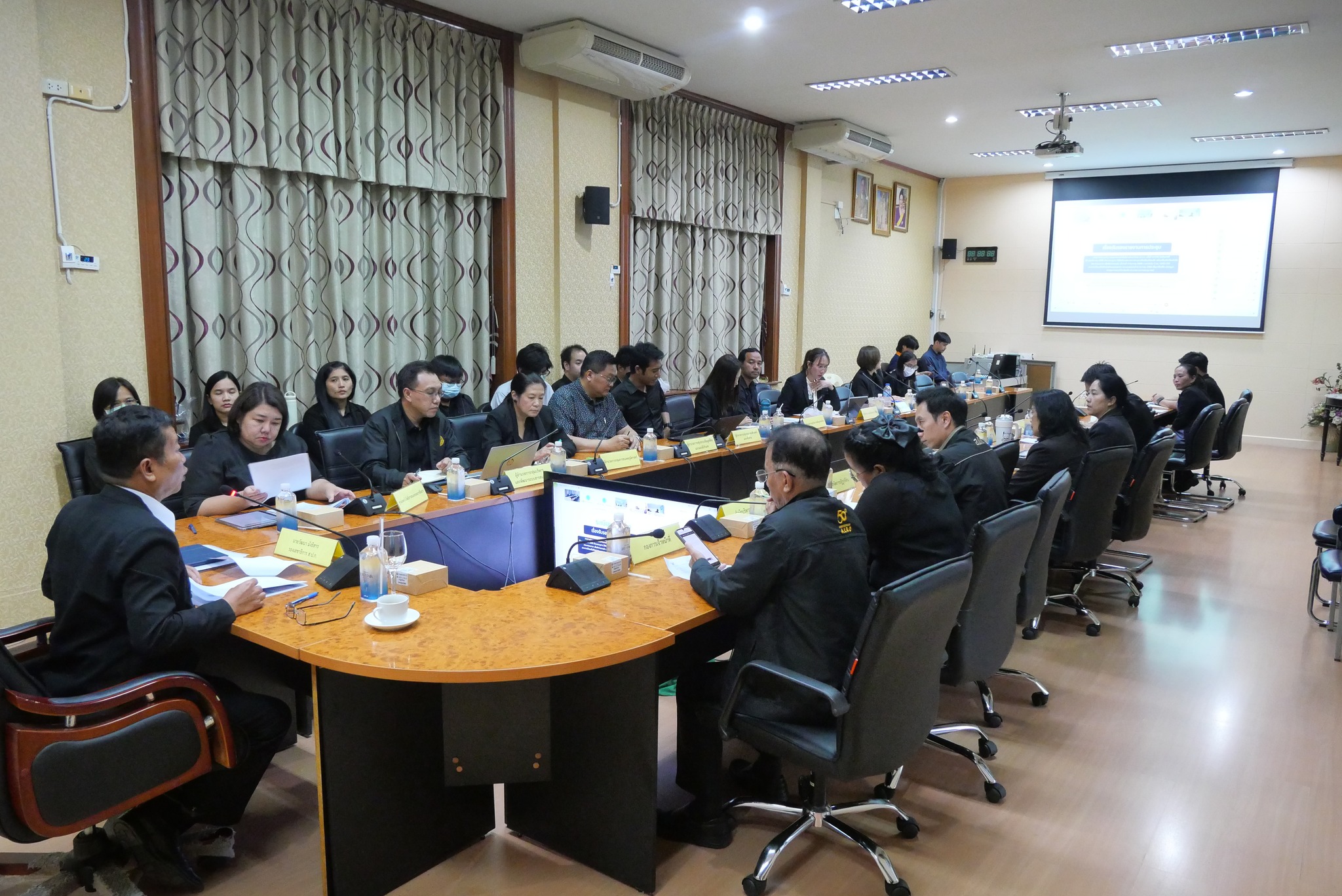 title - ศทส. จัดประชุมคณะกรรมการเทคโนโลยีสารสนเทศของ ส.ป.ก. ครั้งที่ 5/2568 