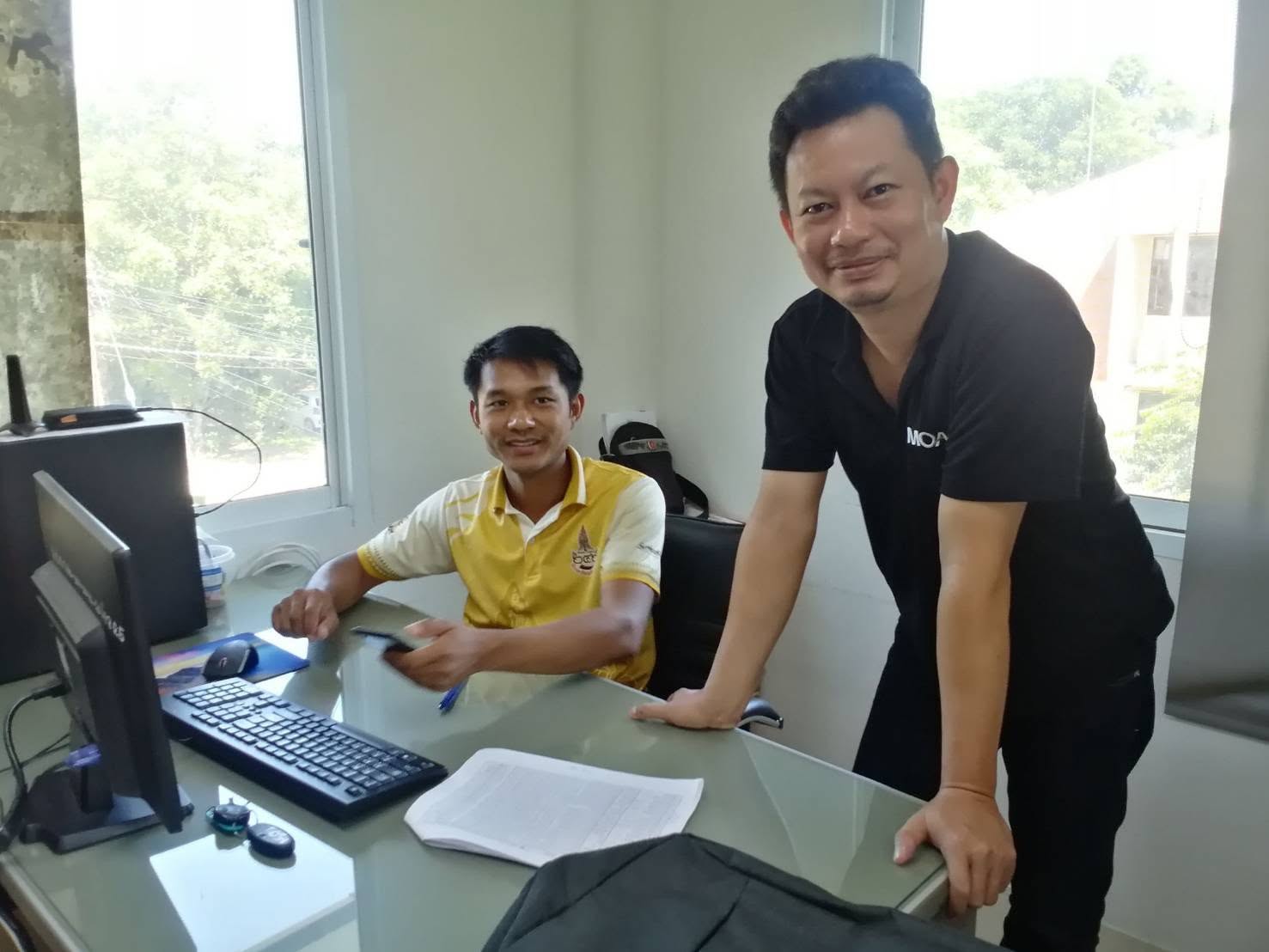 title - ศทส. ลงพื้นที่เป้าหมาย แนะนำ กำกับ และดูแล การปรับปรุงข้อมูลแผนที่เชิงเลข (Digital Map) สำหรับจัดทำฐานข้อมูลแปลงที่ดินในรูปแบบ Shapefile (*.shp) ณ จังหวัดรอุบลราชธานี และจังหวัดศรีสะเกษ
