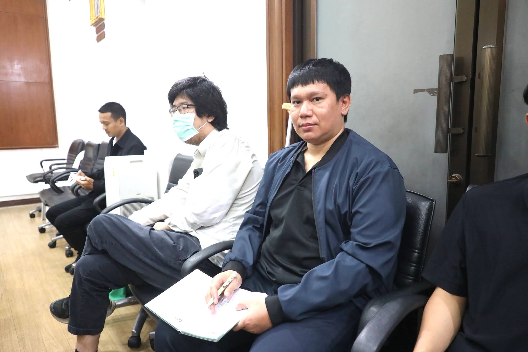 title - ศทส. จัดประชุมหารือการแลกเปลี่ยนข้อมูลเกษตรกร รูปแปลงที่ดิน และข้อมูลผู้เสียภาษี สิ่งปลูกสร้าง ระหว่าง สำนักงานการปฏิรูปที่ดินเพื่อเกษตรกรรม กับ กรมส่งเสริมการปกครองส่วนท้องถิ่น