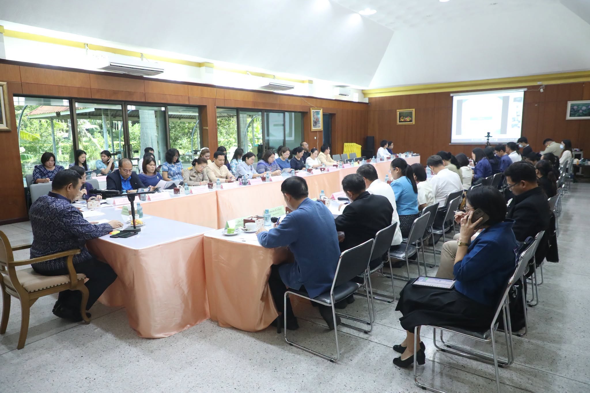 title - ศทส. ร่วมประชุมคณะทำงานติดตามเร่งรัดการใช้จ่ายเงินงบประมาณ ประจำปีงบประมาณ พ.ศ. 2569 สำนักงานการปฏิรูปที่ดินเพื่อเกษตรกรรม ครั้งที่ 5/2569  ณ ห้องประชุมอาคาร 100 ปี ศูนย์ส่งเสริมและพัฒนาอาชีพเสริมนอกภาคการเกษตร อำเภอบางไทร จังหวัดพระนครศรีอยุธยา และช่องทางการประชุมออนไลน์ผ่านโปรแกรม GDCC Space Plus