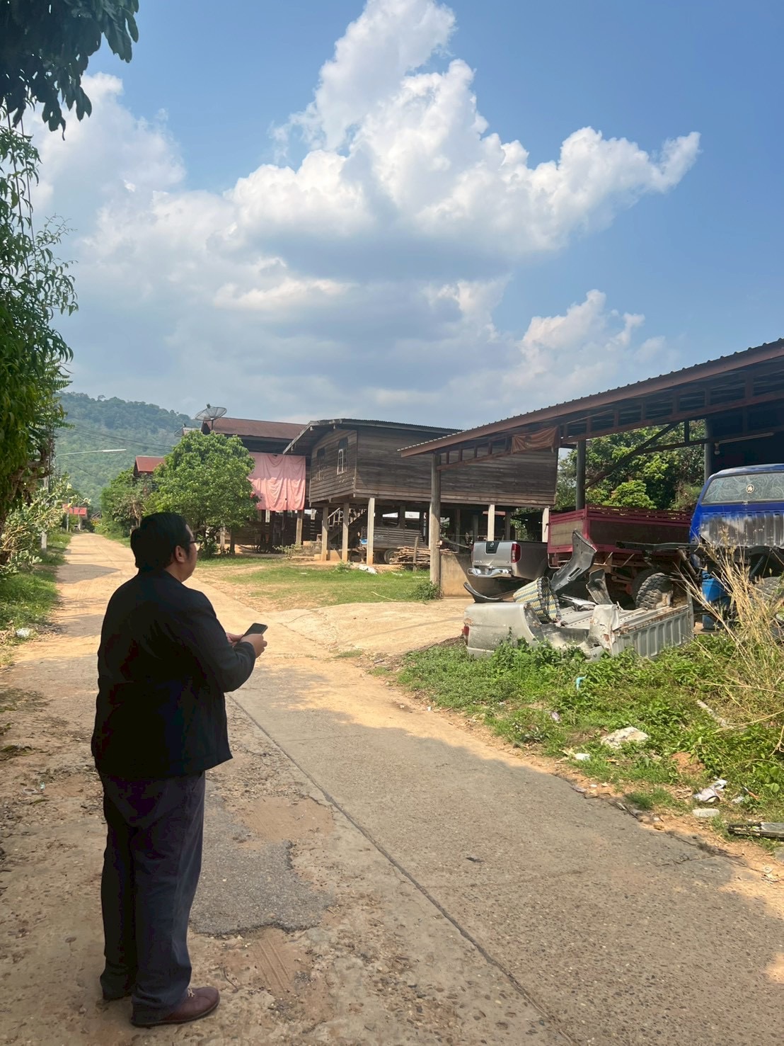 title - ศทส. ลงพื้นที่จัดทำฐานข้อมูลเชิงพื้นที่การใช้ประโยชน์อาคาร และสิ่งปลูกสร้างในเขตปฏิรูปที่ดิน จัดเก็บข้อมูลภาคสนามผ่าน Application Fieldmap และประชาสัมพันธ์การใช้งานระบบ GIS Portal ณ จังหวัดมุกดาหาร และจังหวัดอำนาจเจริญ