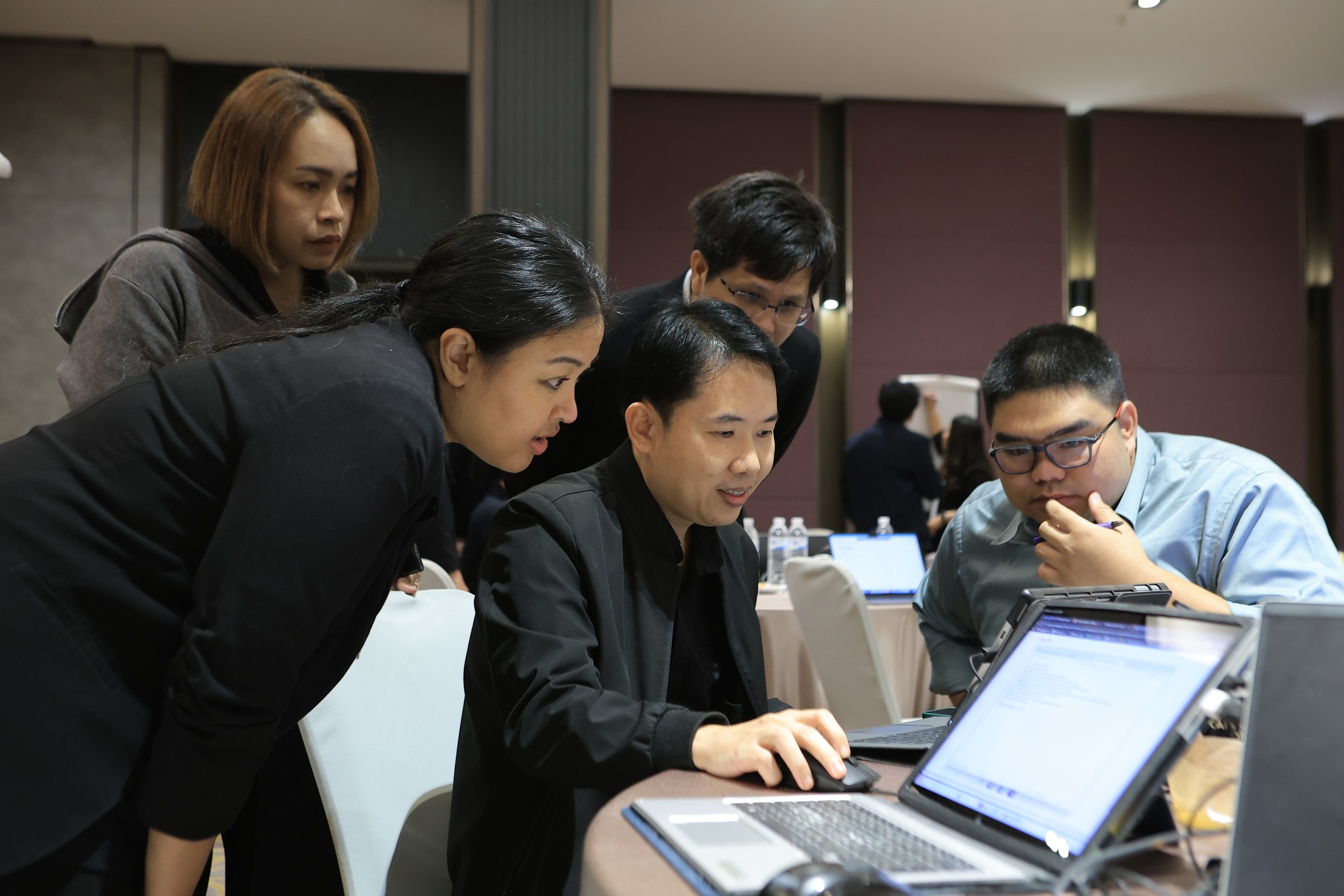 title - ศทส. อบรมเชิงปฏิบัติการภาคปฏิบัติ (Onsite Workshop) รุ่นที่ 4 หลักสูตรประกาศนียบัตรรับรองพื้นฐานด้านความมั่นคงปลอดภัยไซเบอร์