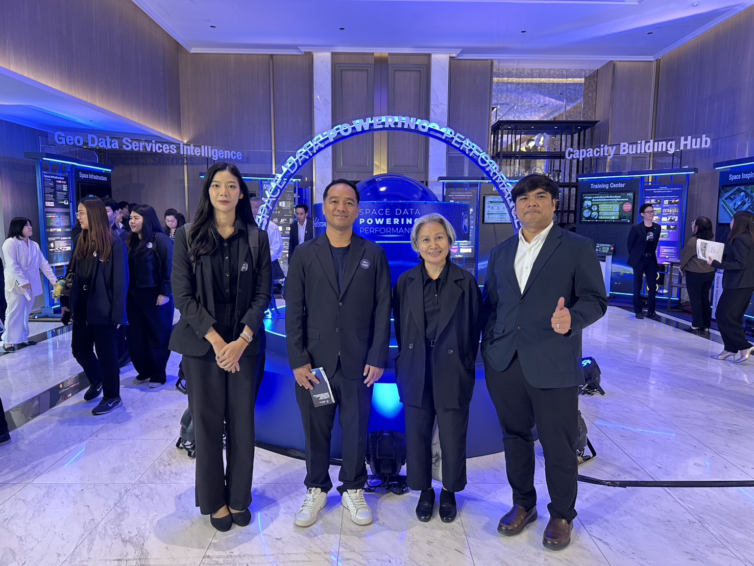 ศทส. เข้าร่วมกิจกรรมสานสัมพันธ์ผู้รับบริการ เพื่อสร้างเครือข่ายความร่วมมือในการพัฒนาประยุกต์ใช้เทคโนโลยีอวกาศและภูมิสารสนเทศ