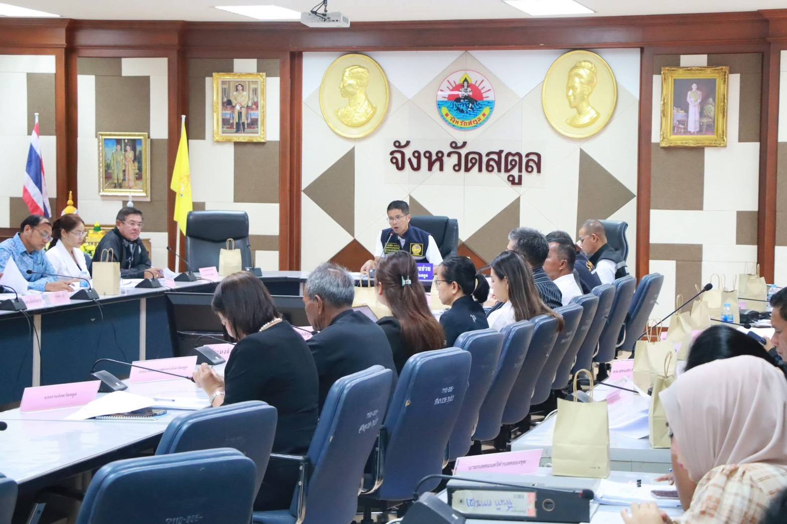 ปฏิรูปที่ดินจังหวัดสตูล ร่วมประชุม คทช.จังหวัดสตูล ติดตามความคืบหน้าการจัดที่ดินทำกินให้ชุมชนตามนโยบายรัฐบาล (ข่าวแชร์)