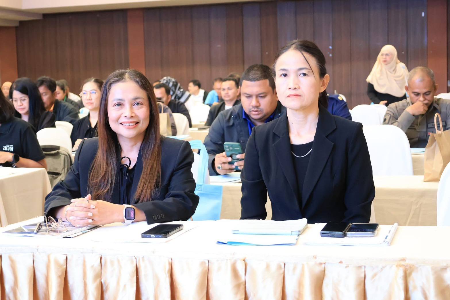 ปทจ.สตูล และผอ.กลุ่มยุทธศาสตร์และการปฏิรูปที่ดิน ร่วมประชุมสรุปผลการศึกษาโครงการ (สัมมนา ครั้งที่ 3) การพัฒนาเส้นทางเชื่อมโยงระหว่างไทย–มาเลเซีย สายสตูล–เปอร์ลิส