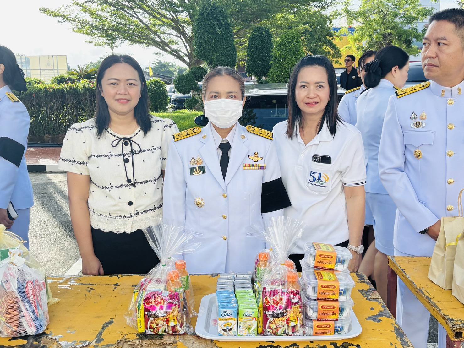 ปฏิรูปที่ดินจังหวัดสตูล ร่วมพิธีสวดพระพุทธมนต์และทำบุญตักบาตรถวายพระราชกุศล เนื่องในวาระครบ 100 ปี สมเด็จพระนางเจ้ารำไพพรรณี พระบรมราชินี ในรัชกาลที่ 7