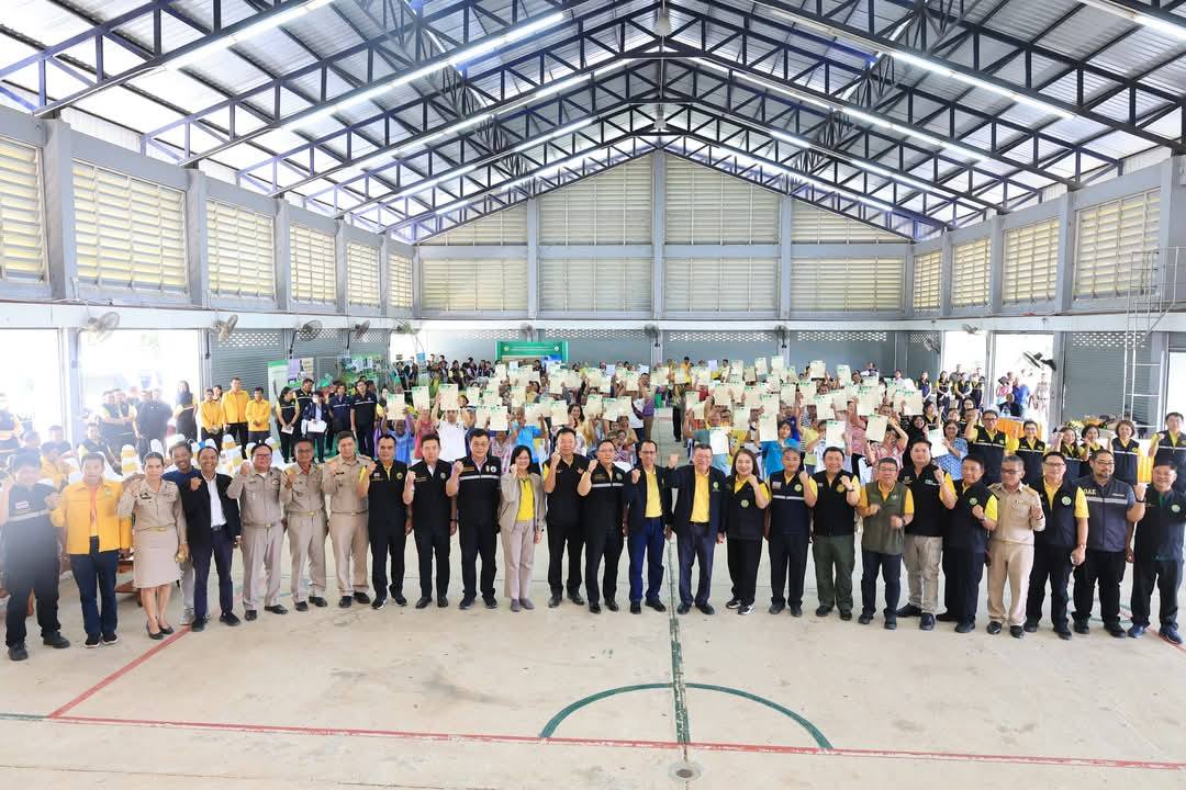 ปฏิรูปที่ดินจังหวัดกระบี่ ร่วมต้อนรับและรับมอบนโยบาย รมช.กษ. และคณะ ในโอกาสลงพื้นที่ตรวจราชการในพื้นที่จังหวัดสงขลา (ข่าวแชร์)