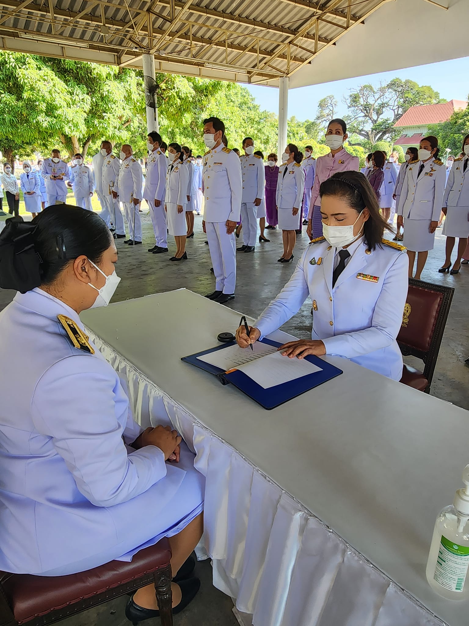 ปฏิรูปที่ดินจังหวัดพระนครศรีอยุธยา ร่วมพิธีลงนามถวายพระพรชัยมงคล สมเด็จพระนางเจ้าสุทิดา พัชรสุธาพิมลลักษณ พระบรมราชินี เนื่องในโอกาสวันเฉลิมพระชนมพรรษา ๓ มิถุนายน ๒๕๖๖