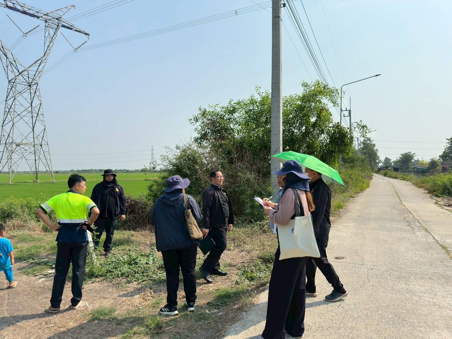 ส.ป.ก.พระนครศรีอยุธยา ดำเนินการตรวจสภาพแปลงที่ดินและเจรจาต่อรองราคาที่ดินเพื่อการปฏิรูปที่ดินเพื่อเกษตรกรรมจังหวัดพระนครศรีอยุธยา โครงการจัดที่ดินเพื่อเกษตรกรรม กิจกรรมบริหารที่ดินเอกชน ประจำปีงบประมาณ พ.ศ. ๒๕๖๙  