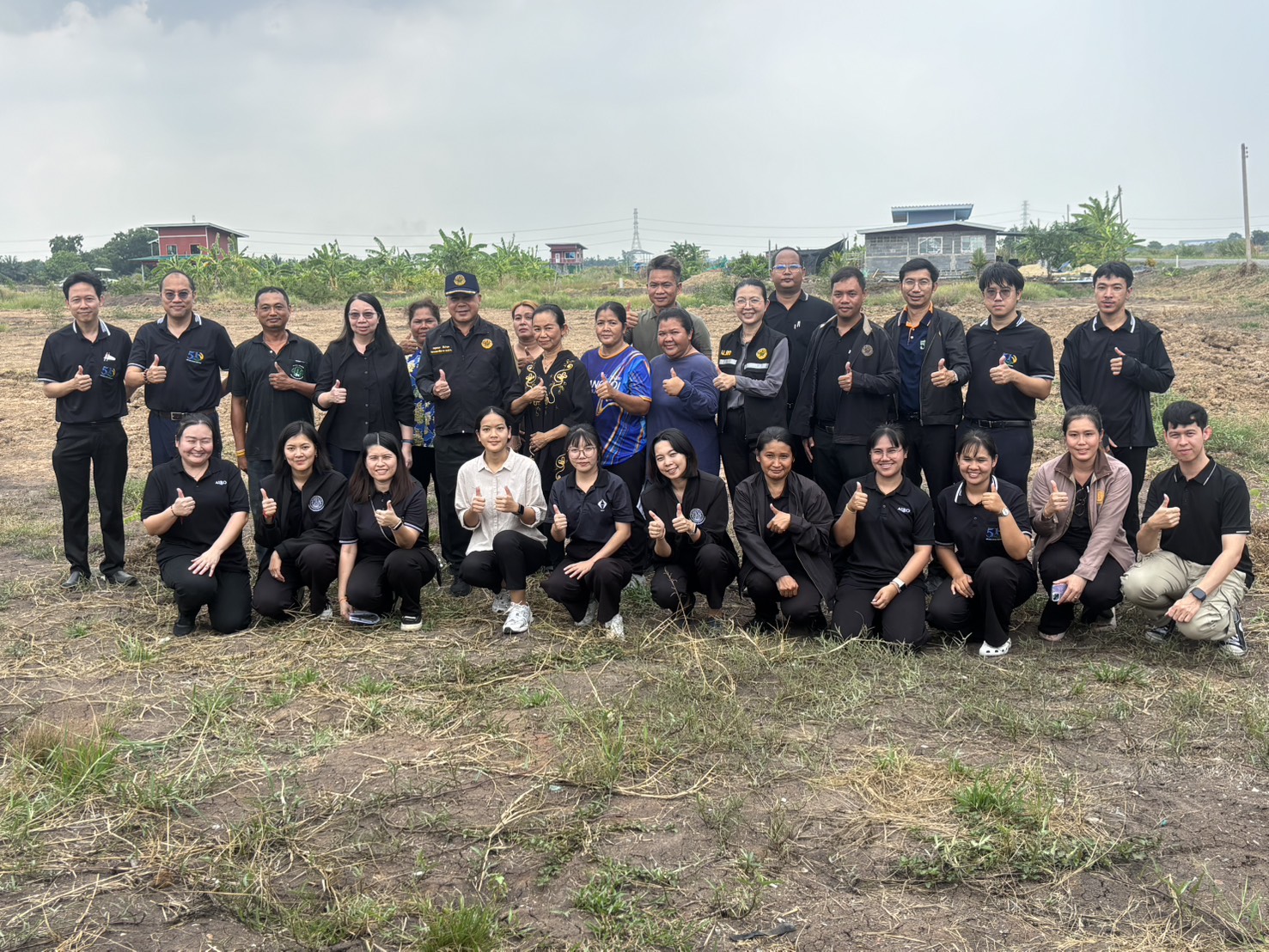 ปฏิรูปที่ดินจังหวัดพระนครศรีอยุธยา  ต้อนรับรองเลขาธิการสำนักงานการปฏิรูปที่ดินเพื่อเกษตรกรรม นายกฤษณะ ดีปาละ และคณะ ในการลงพื้นที่ศึกษา แลกเปลี่ยนความรู้ และกำหนดแนวทางการส่งเสริมนวัตกรรม และเทคโนโลยีเกษตร  (ข่าวแชร์)