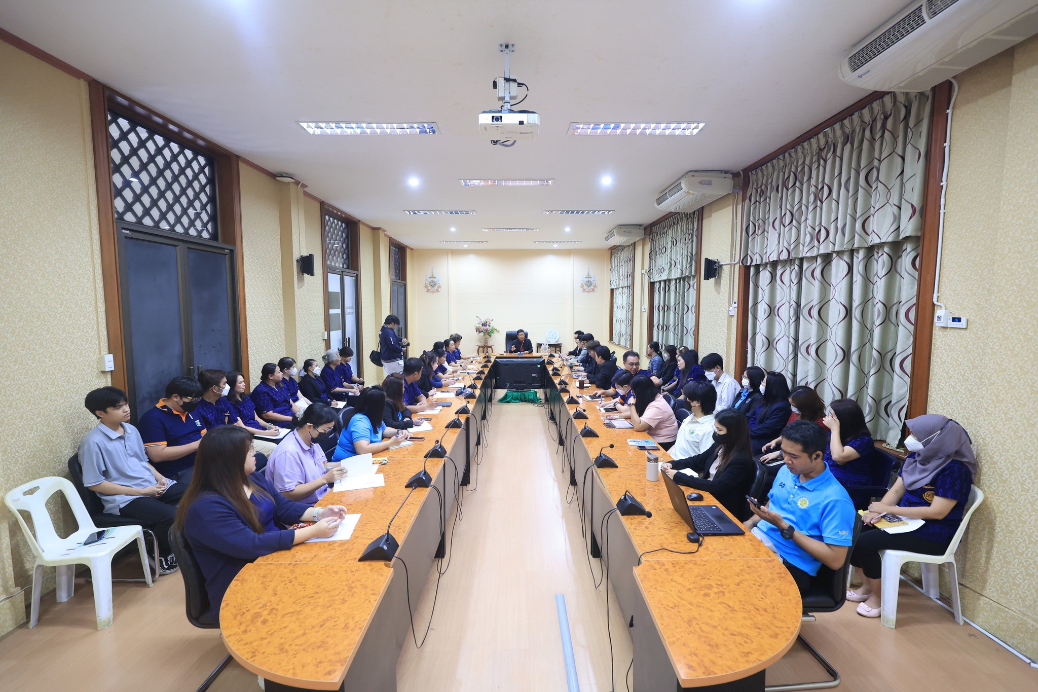 เข้าร่วมประชุมหารือการใช้งานระบบ e-Office ภายใต้งานบริการคลาวด์กลางภาครัฐ (GDCC)