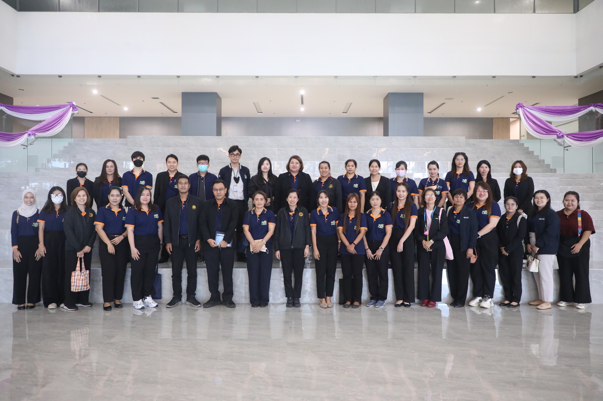 ศึกษาดูงาน กระทรวงดิจิทัลเพื่อเศรษฐกิจและสังคม ด้านการขับเคลื่อนการใช้งานเอกสารอิเล็กทรอนิกส์ในระบบ e-Office ภายใต้บริการคลาวด์กลางภาครัฐ (GDCC)