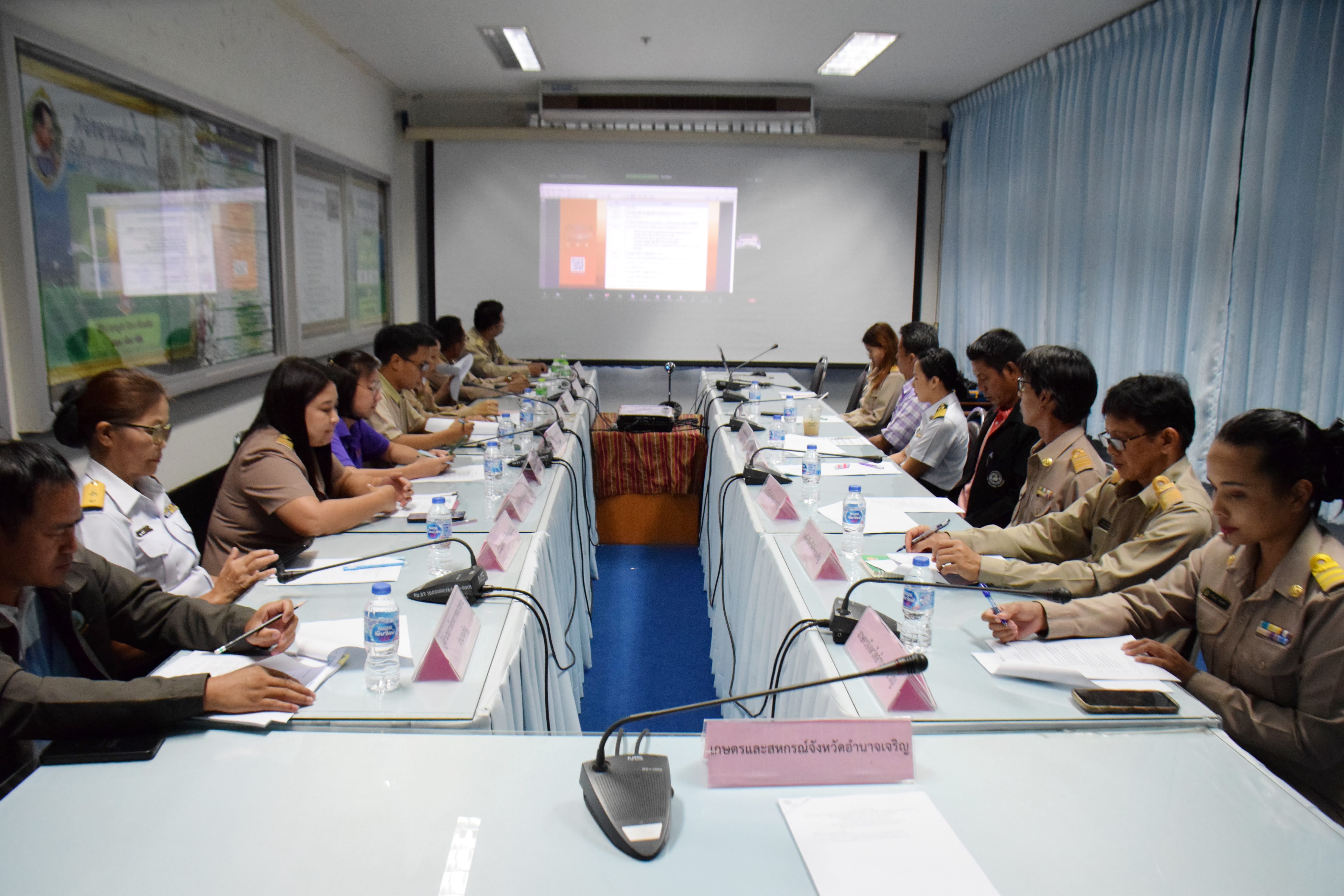 ส.ป.ก.อำนาจเจริญ ร่วมประชุมหารือการสนับสนุนการดำเนินโครงการพัฒนา 72 สายน้ำอย่างยั่งยืน เฉลิมพระเกียรติพระบาทสมเด็จพระเจ้าอยู่หัว เนื่องในโอกาสมหามงคลเฉลิมพระชนมพรรษา 6 รอบ 28 กรกฎาคม 2567 ผ่านระบบประชุมทางไกลออนไลน์ Zoom Meeting 