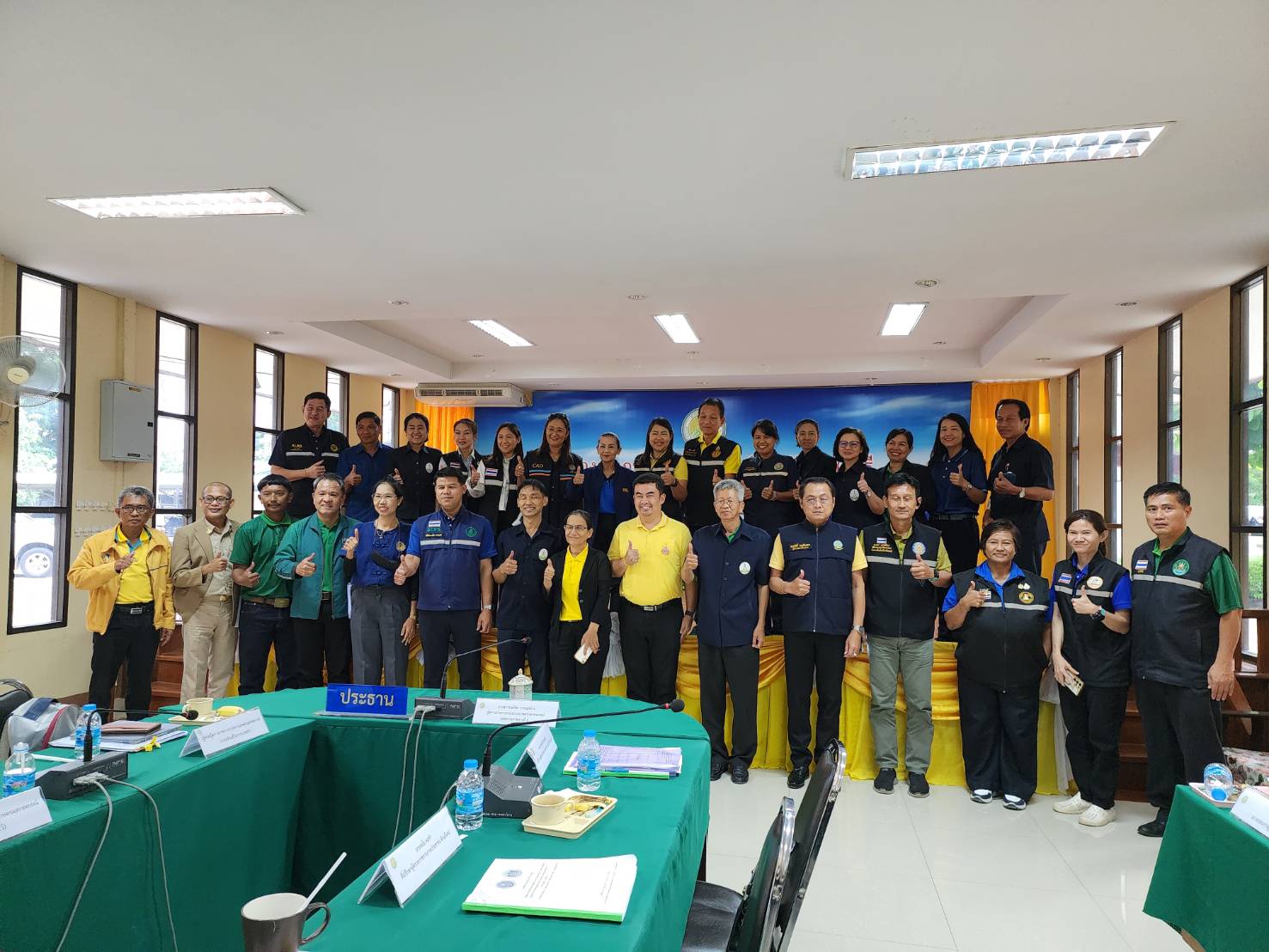 ส.ป.ก.เพชรบุรี เข้าร่วมประชุม ตรวจติดตามการปฏิบัติราชการของส่วนราชการในสังกัดกระทรวงเกษตรและสหกรณ์