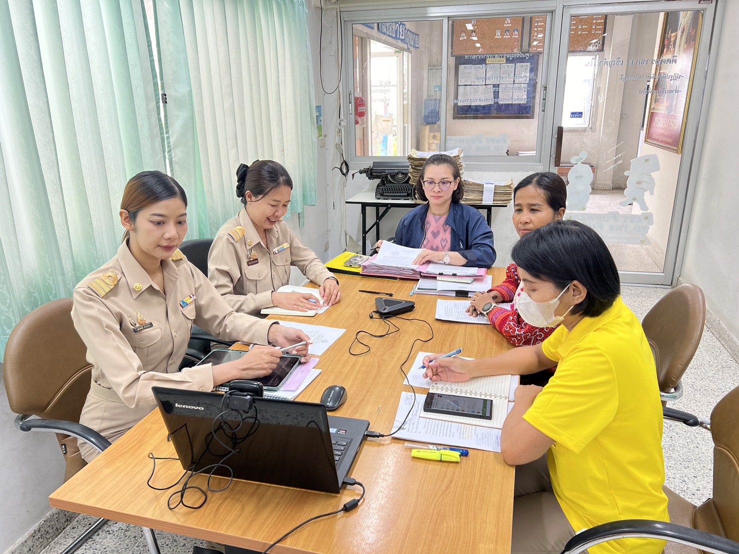 ส.ป.ก.เพชรบุรี เข้าร่วมการประชุมทางไกลออนไลน์   (WebConference)  ครั้งที่ 2 / 2567