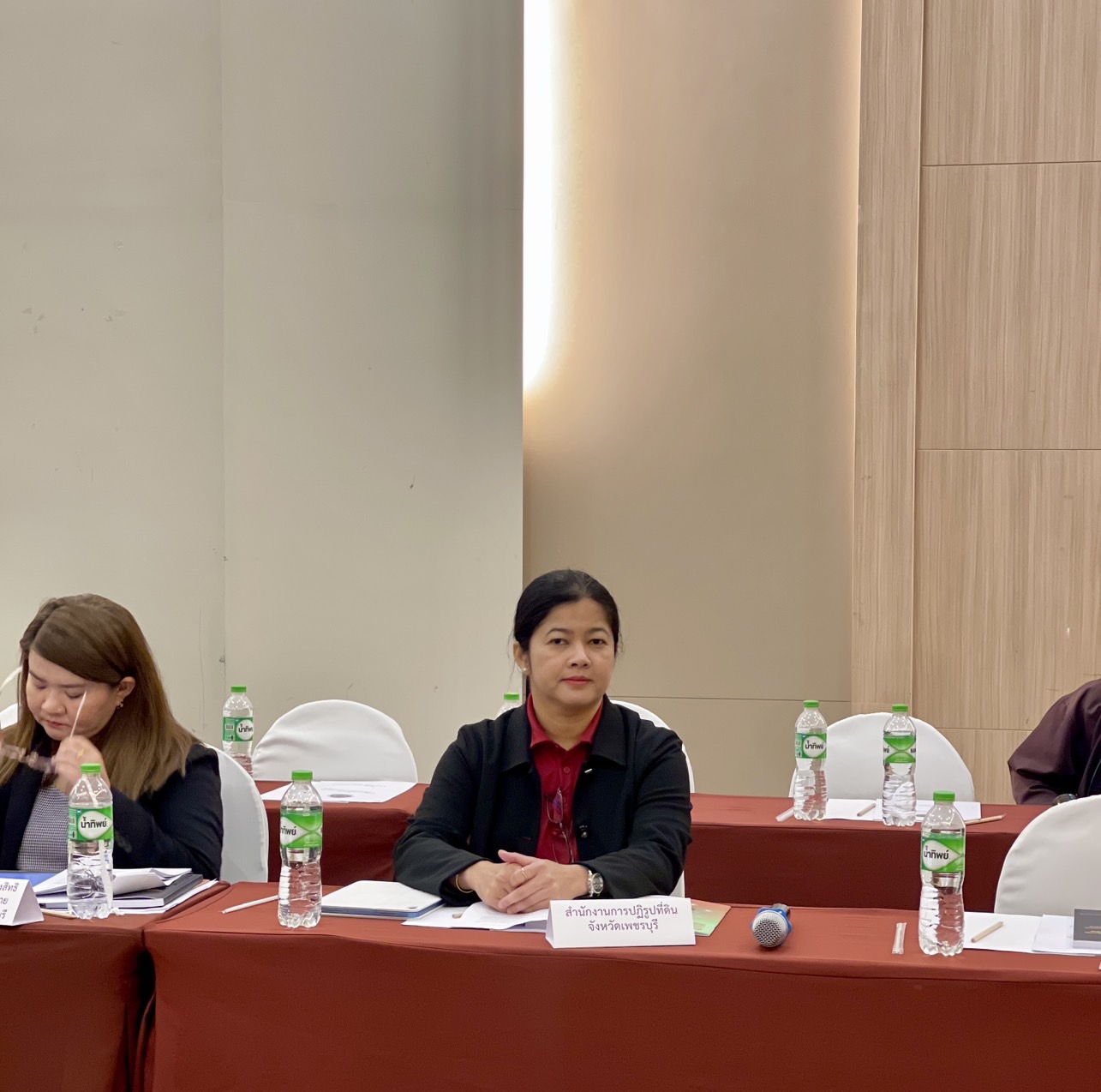 ส.ป.ก.เพชรบุรี เข้าร่วมประชุมส่วนราชการเพื่อส่งเสริมการอยู่ร่วมกันภายใต้สังคมพหุวัฒนธรรมในประเทศไทย