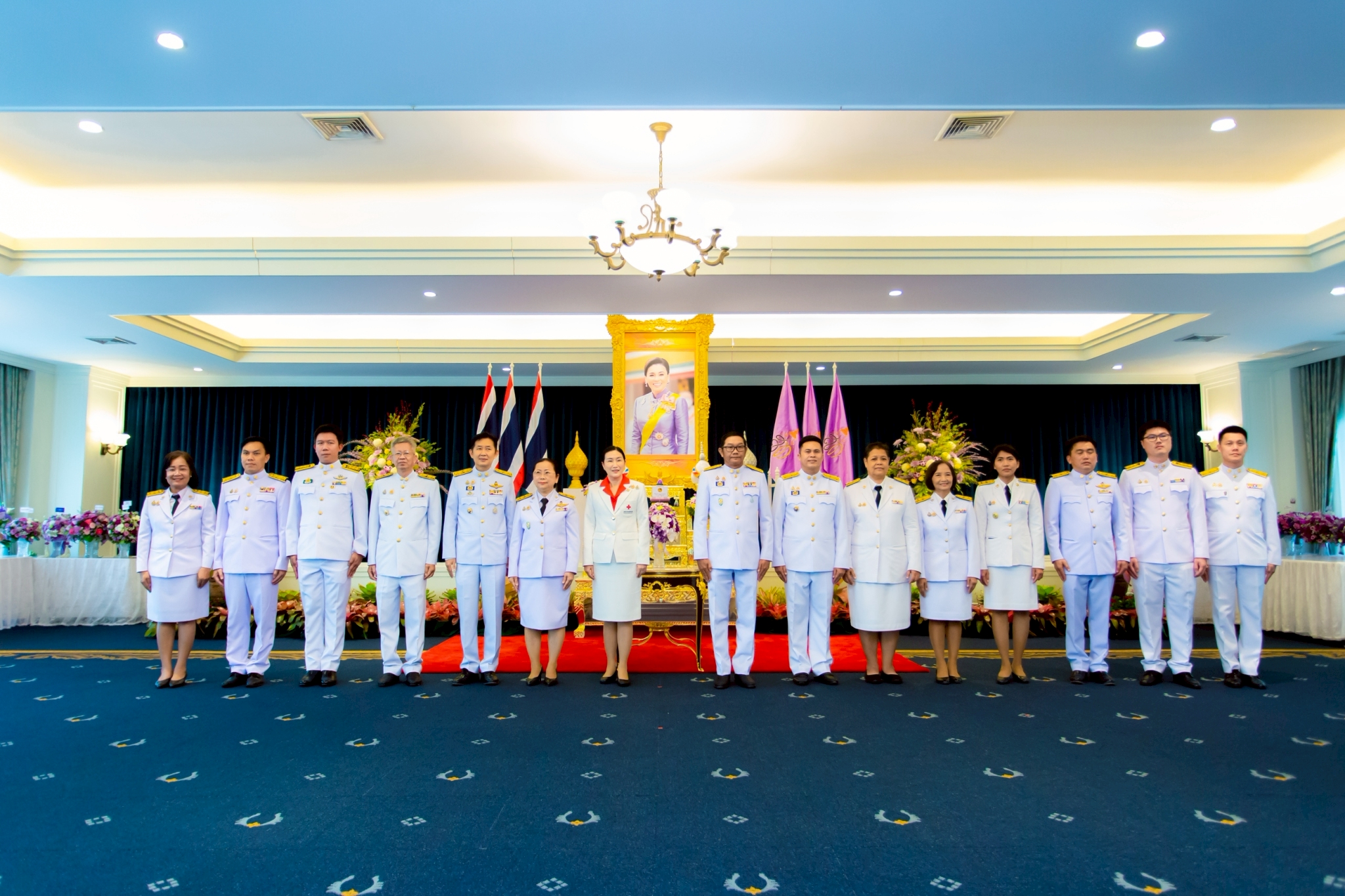 ส.ป.ก.เพชรบุรี  ร่วมลงนามถวายพระพร เพื่อเป็นการแสดงความจงรักภักดี และถวายพระพรฯ