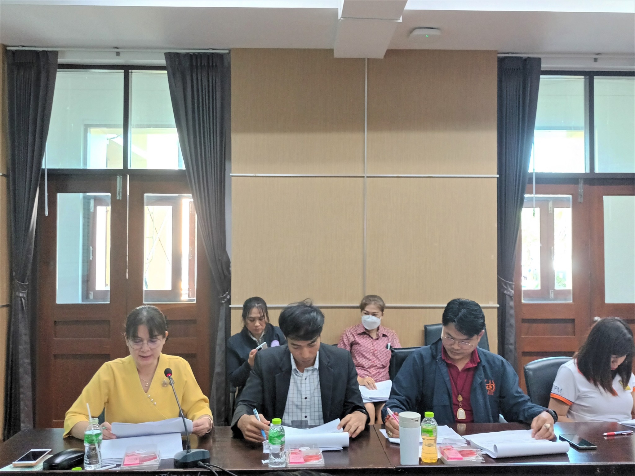 ส.ป.ก.เพชรบุรี เข้าร่วมประชุมพิจารณากลั่นกรองและสรุปผลการประเมินการควบคุมภายในภาพรวมจังหวัดเพชรบุรี