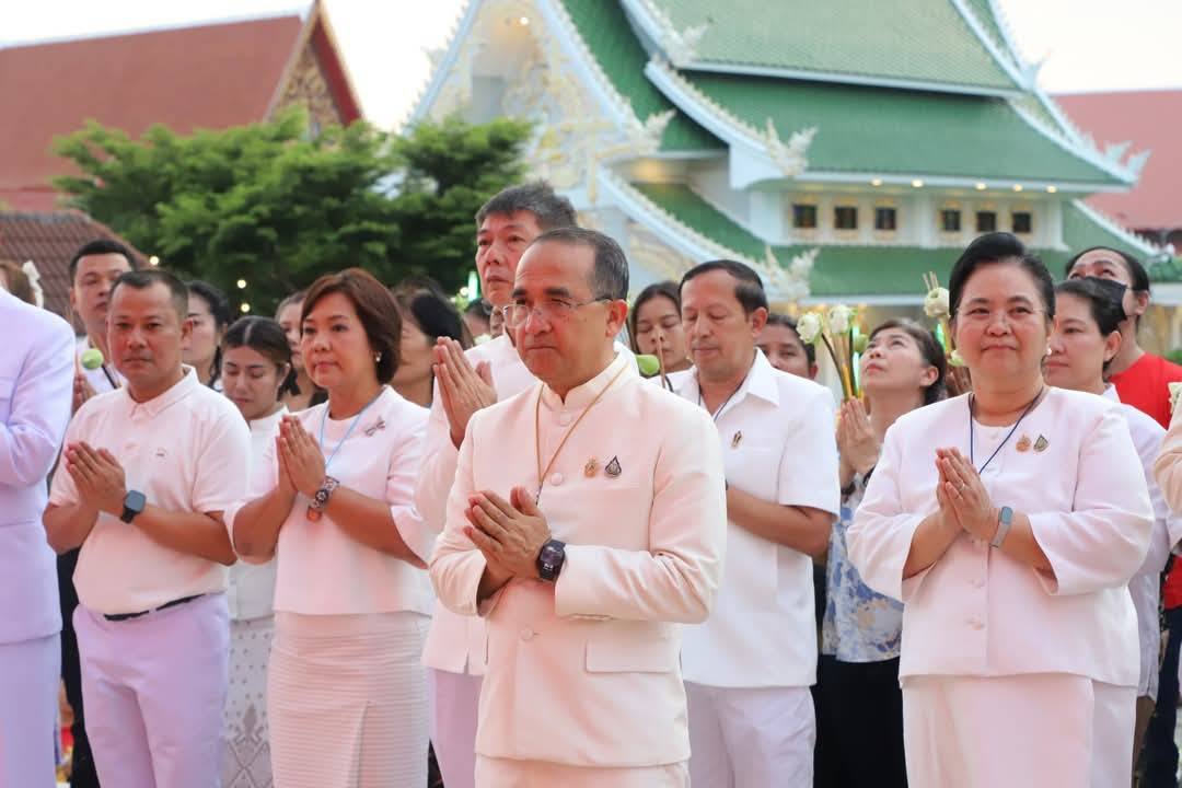พิธีเจริญพระพุทธมนต์ และเวียนเทียน เนื่องในวันวิสาขบูชา 2568