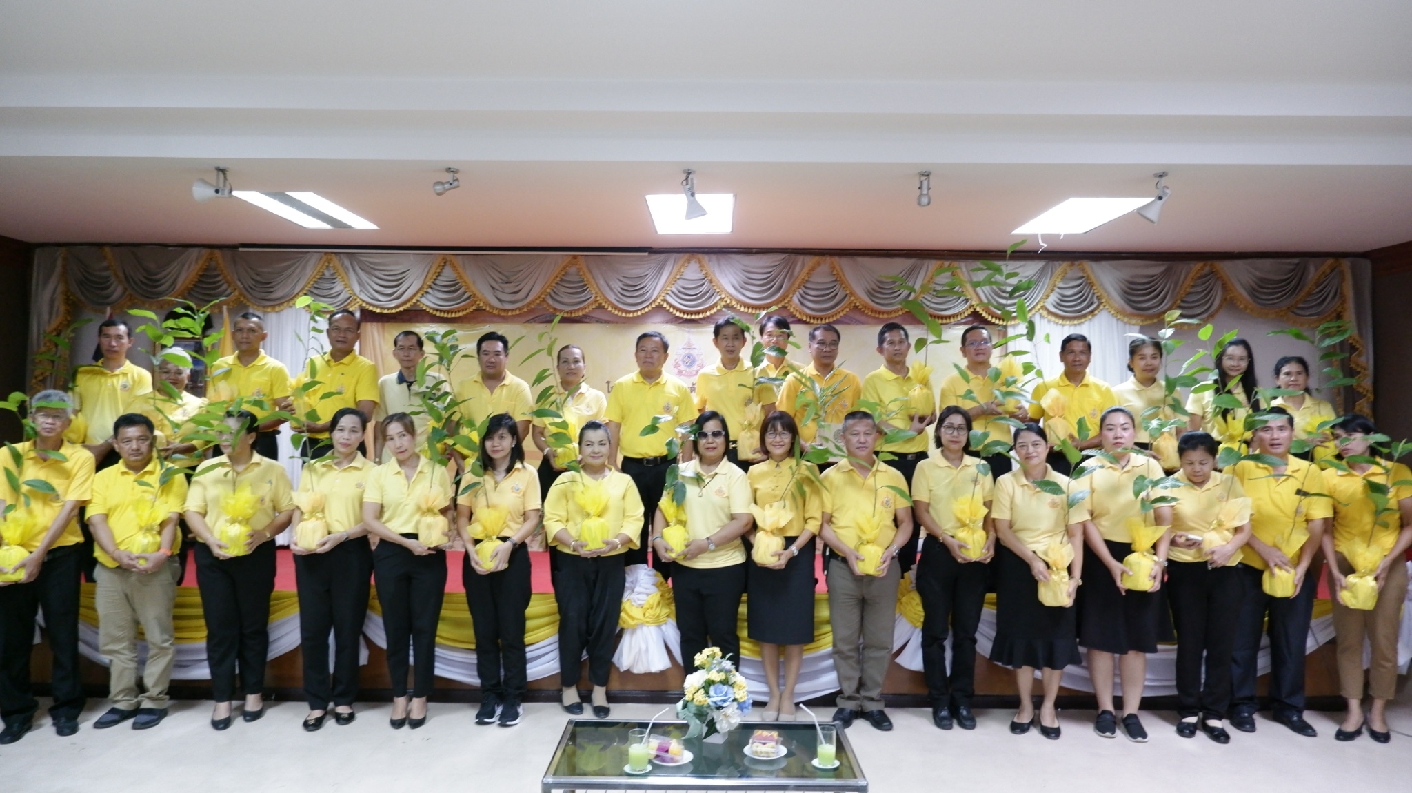 ส.ป.ก.เพชรบุรี เข้าร่วมพิธีเปิดโครงการ 72 ล้านต้น พลิกฟื้นผืนป่า เฉลิมพระเกียรติพระบาทสมเด็จพระเจ้าอยู่หัว เนื่องในโอกาสพระราชพิธีมหามงคลเฉลิมพระชนมพรรษา 6 รอบ 28 กรกฎาคม 2567