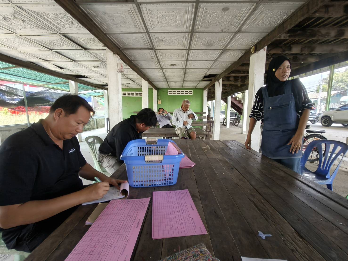 title - ส.ป.ก.พระนครศรีอยุธยา ดำเนินการให้บริการรับชำระค่าเช่าที่ดินเพื่อเกษตรกรรม รับชำระสินเชื่่อเงินกองทุนฯ และสนันสนุนสินเชื่่อเงินกองทุนการปฏิรูปที่ดินเพื่อเกษตรกรรม เพื่อเป็นแหล่งเงินทุนดอกเบี้ยต่ำ ให้แก่เกษตรกร  และลดภาระค่าใช้จ่ายในการเดินทางของเกษตรกร