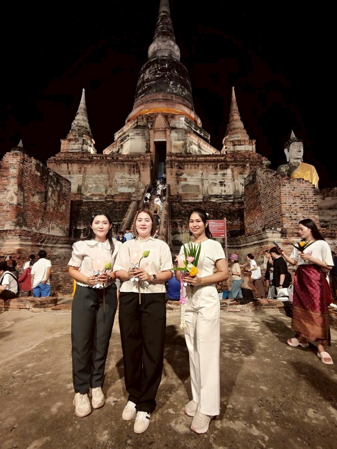 title - ส.ป.ก.พระนครศรีอยุธยา เข้าร่วมงานวันสำคัญทางพระพุทธศาสนา เนื่องในวันวิสาขบูชา พุทธศักราช ๒๕๖๙ พิธีจุดประทีบและเวียนเทียน ในกิจกรรม “ ๑ ล้านดวงประทีปแห่งศรัทธา ๑ ล้านความดีสืบสานมหาบารมี วิสาขบูชาโลก ” 