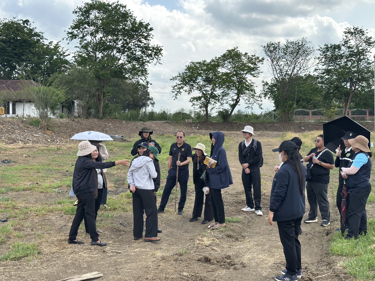 title - ปฏิรูปที่ดินจังหวัดพระนครศรีอยุธยา ลงพื้นที่ติดตามความก้าวหน้าการบูรณาการเตรียมความพร้อม ร่วมกับหน่วยงานสังกัดกระทรวงเกษตรและสหกรณ์การเกษตร จิตอาสาพัฒนาคุณภาพชีวิตเพื่อความสุขของประชาชนและโครงการพิเศษกระทรวงเกษตรเเละสหกรณ์
