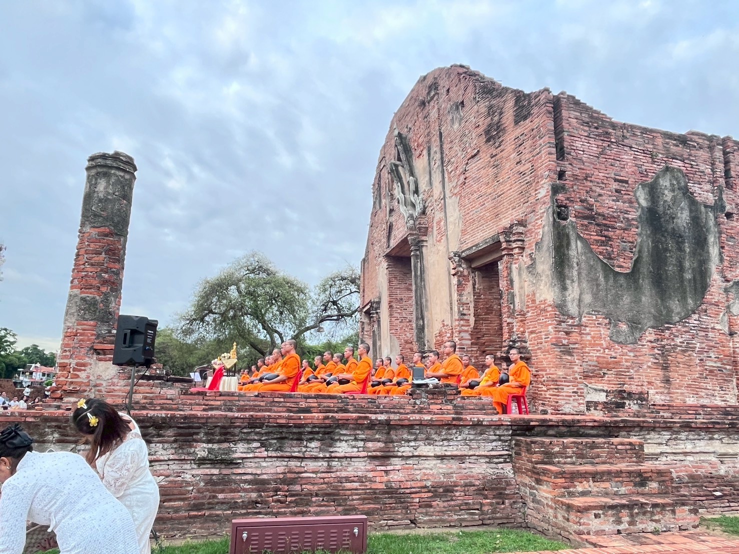 title - ส.ป.ก.พระนครศรีอยุธยา เข้าร่วมกิจกรรมแต่งไทยใส่บาตร ปีที่ ๓ ณ วัดราชบูรณะ อุทยานประวัติศาสตร์พระนครศรีอยุธยา