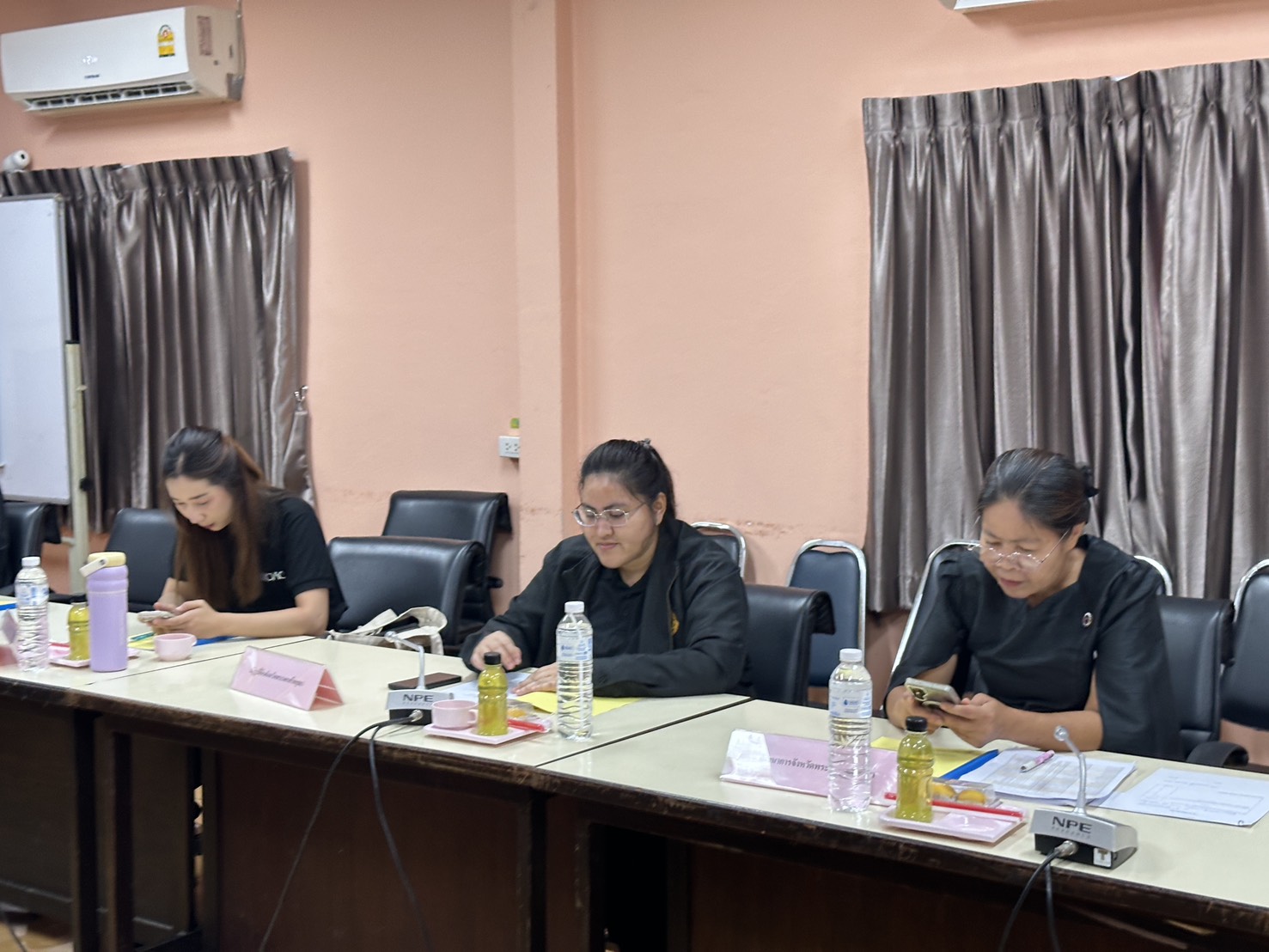 title -  ส.ป.ก.พระนครศรีอยุธยา เข้าร่วมประชุมคณะอนุกรรมการส่งเสริมวิสาหกิจชุมชน จังหวัดพระนครศรีอยุธยา ครั้งที่ ๒/๒๕๖๙ เ