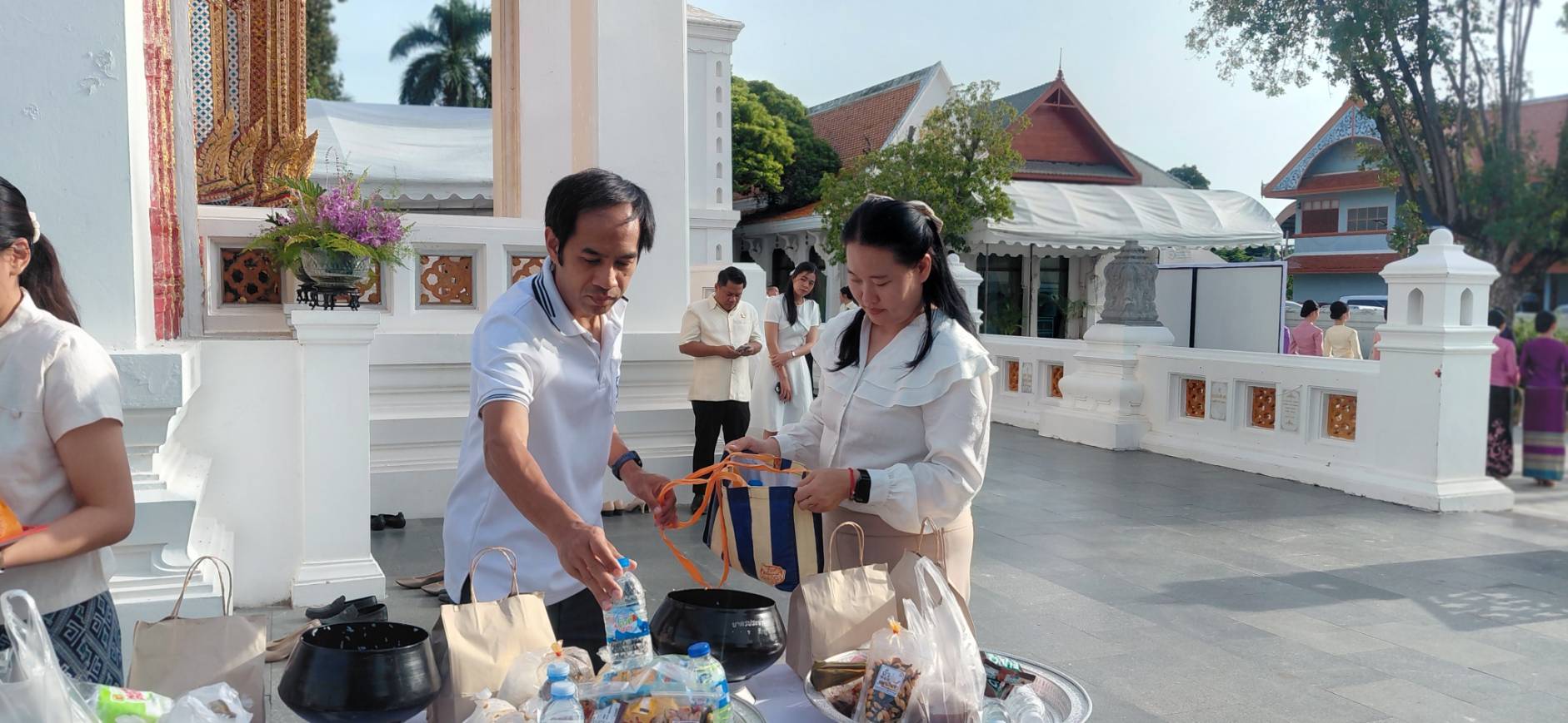 title - ส.ป.ก.พระนครศรีอยุธยา เข้าร่วมกิจกรรมเข้าวัดปฏิบัติธรรม วันธรรมสวนะ “ครอบครัวหิ้วตะกร้า ศรัทธาอิ่มบุญ อุดหนุนชุมชน” 